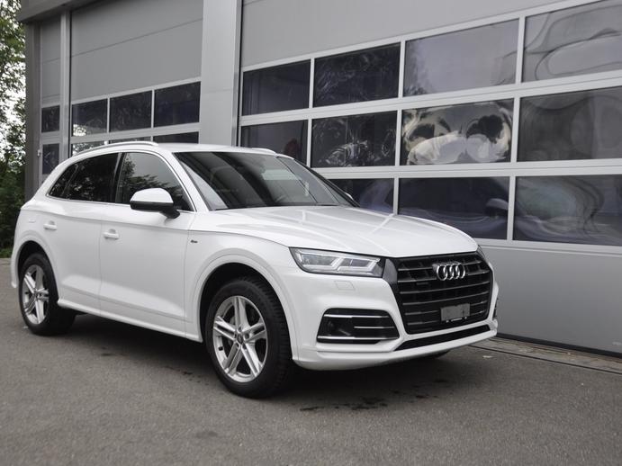 AUDI Q5 55 TFSI e sport quattro S line, Hybride Rechargeable Essence/Électricité, Occasion / Utilisé, Automatique