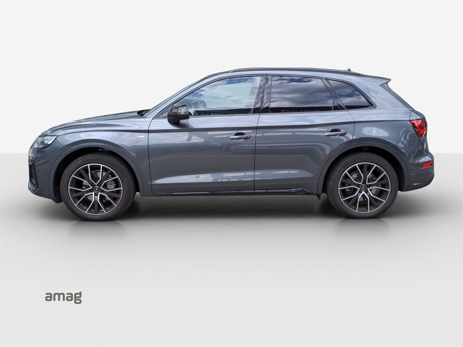 AUDI Q5 40 TFSI S line, Benzin, Occasion / Gebraucht, Automatik - 2