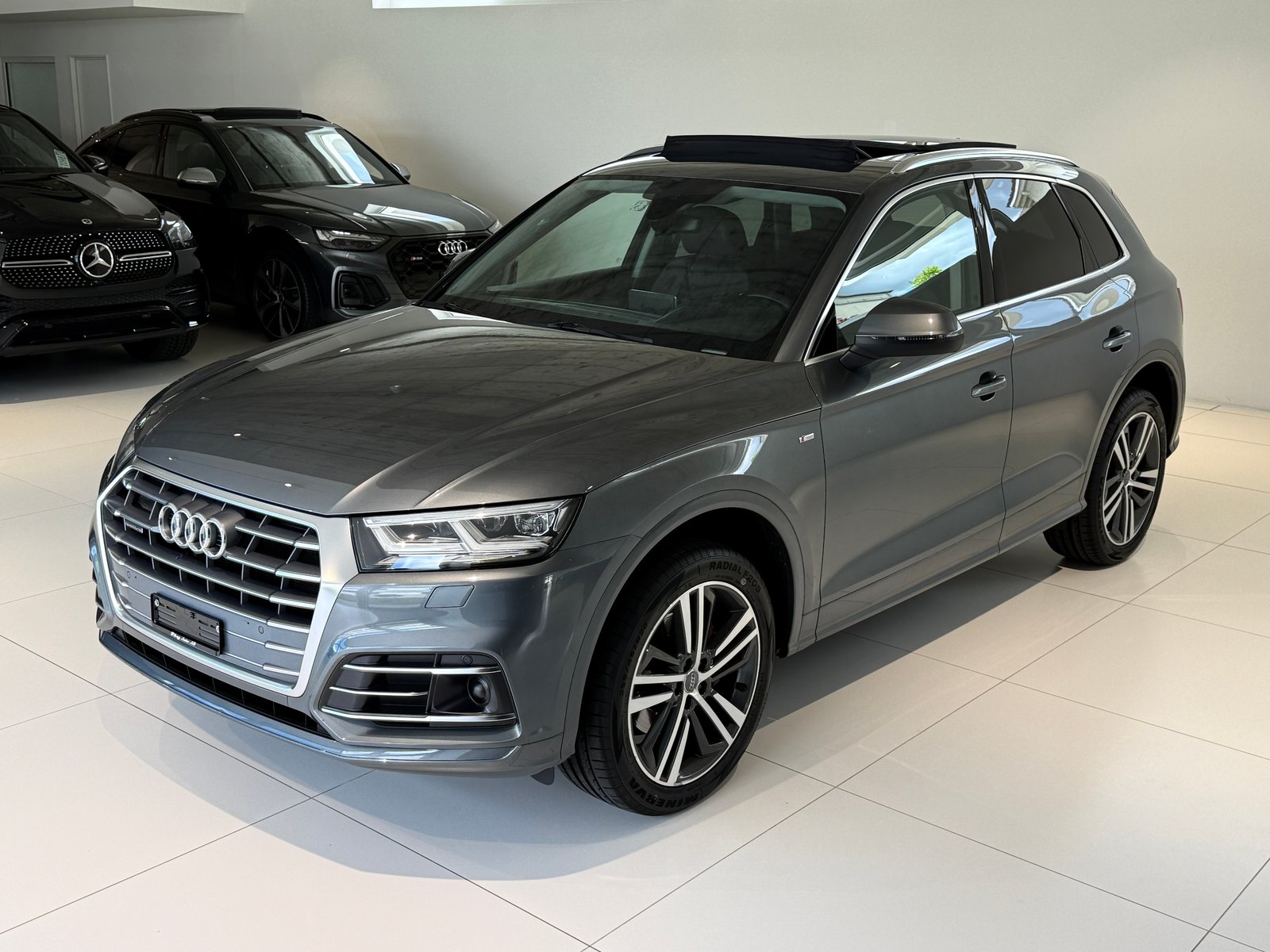 AUDI Q5 40 TDI sport S-Line quattro S-tronic ***Panoramadach, Diesel, Second hand / Used, Automatic - 3