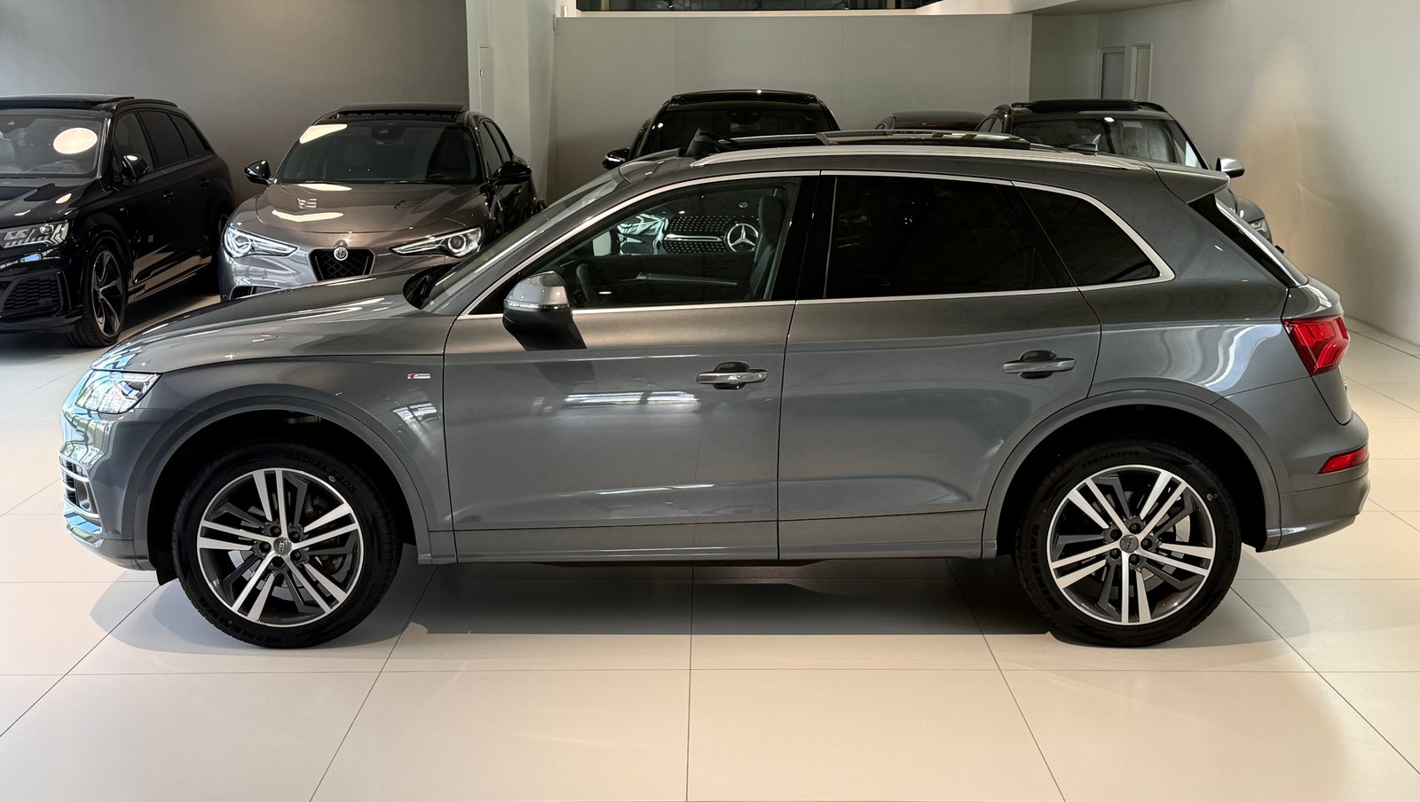 AUDI Q5 40 TDI sport S-Line quattro S-tronic ***Panoramadach, Diesel, Second hand / Used, Automatic - 5