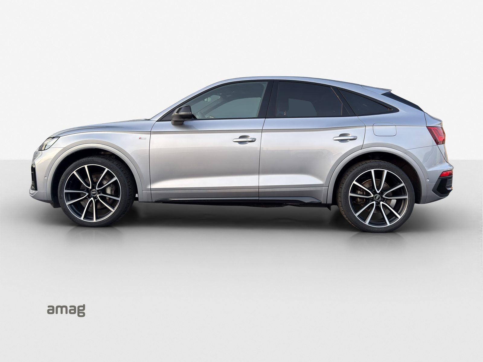 AUDI Q5 SB 50 TFSI e S line, Voll-Hybrid Benzin/Elektro, Occasion / Gebraucht, Automatik - 2