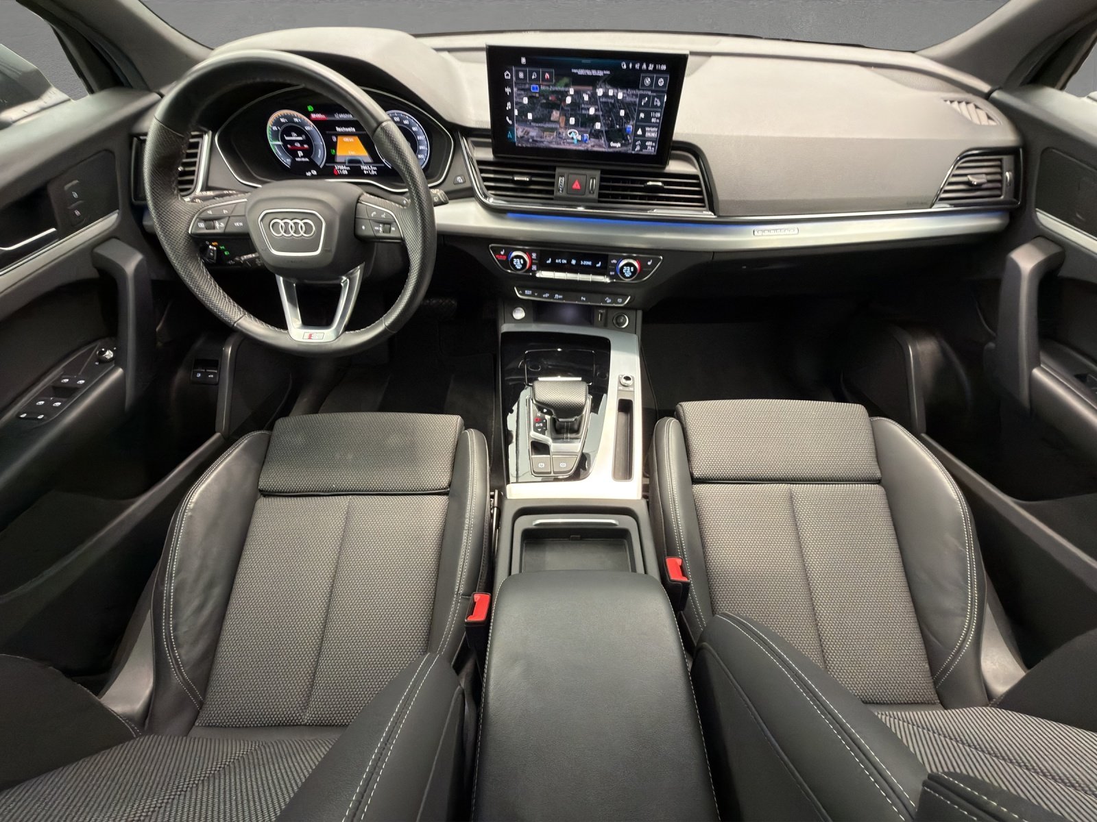 AUDI Q5 50 TFSI e PHEV S line quattro S-tronic - Luftfahrwer, Plug-in-Hybrid Benzin/Elektro, Occasion / Gebraucht, Automatik - 7