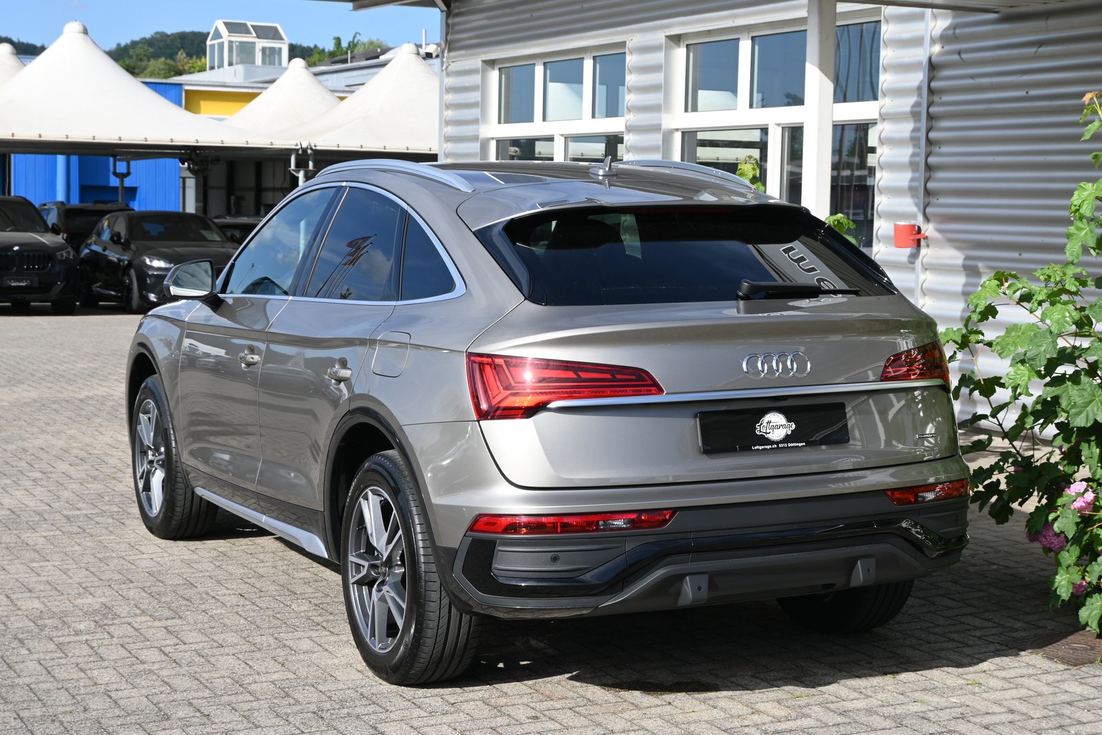 AUDI Q5 Sportback 50 TFSI PHEV S Line quattro S-tronic + AHK, Plug-in-Hybrid Benzin/Elektro, Occasion / Gebraucht, Automatik - 7