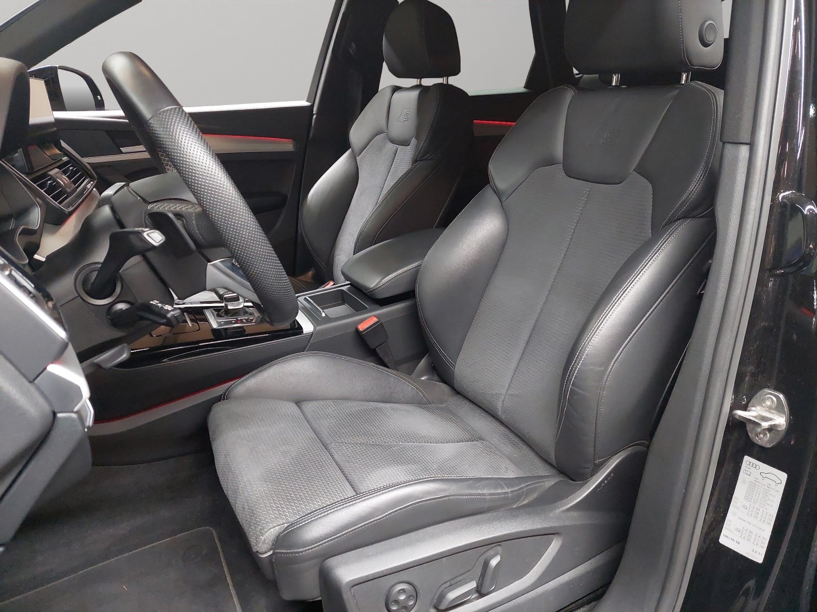 AUDI Q5 Sportback 45 TFSI Black Edition quattro S-tronic, Essence, Occasion / Utilisé, Automatique - 6