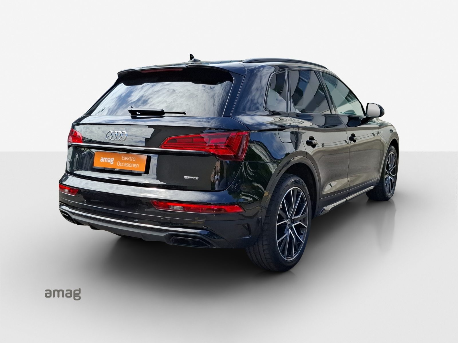 AUDI Q5 50 TFSI e Black Edition, Voll-Hybrid Benzin/Elektro, Occasion / Gebraucht, Automatik - 6