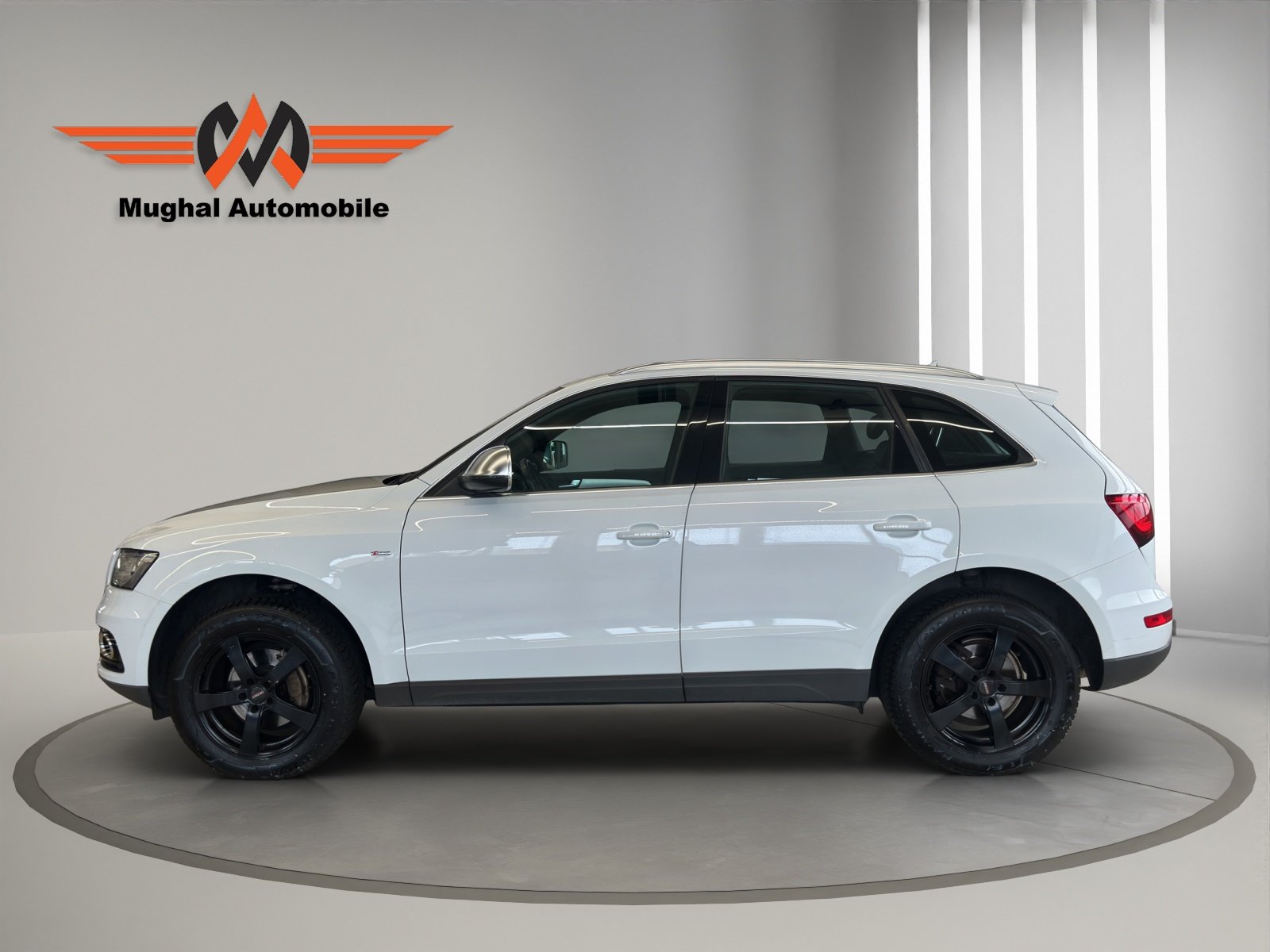 AUDI Q5 2.0 TFSI quattro tiptronic, Benzin, Occasion / Gebraucht, Automatik - 2