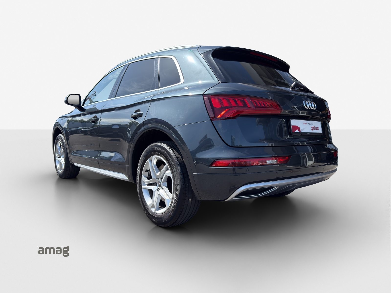 AUDI Q5 design, Benzin, Occasion / Gebraucht, Automatik - 3