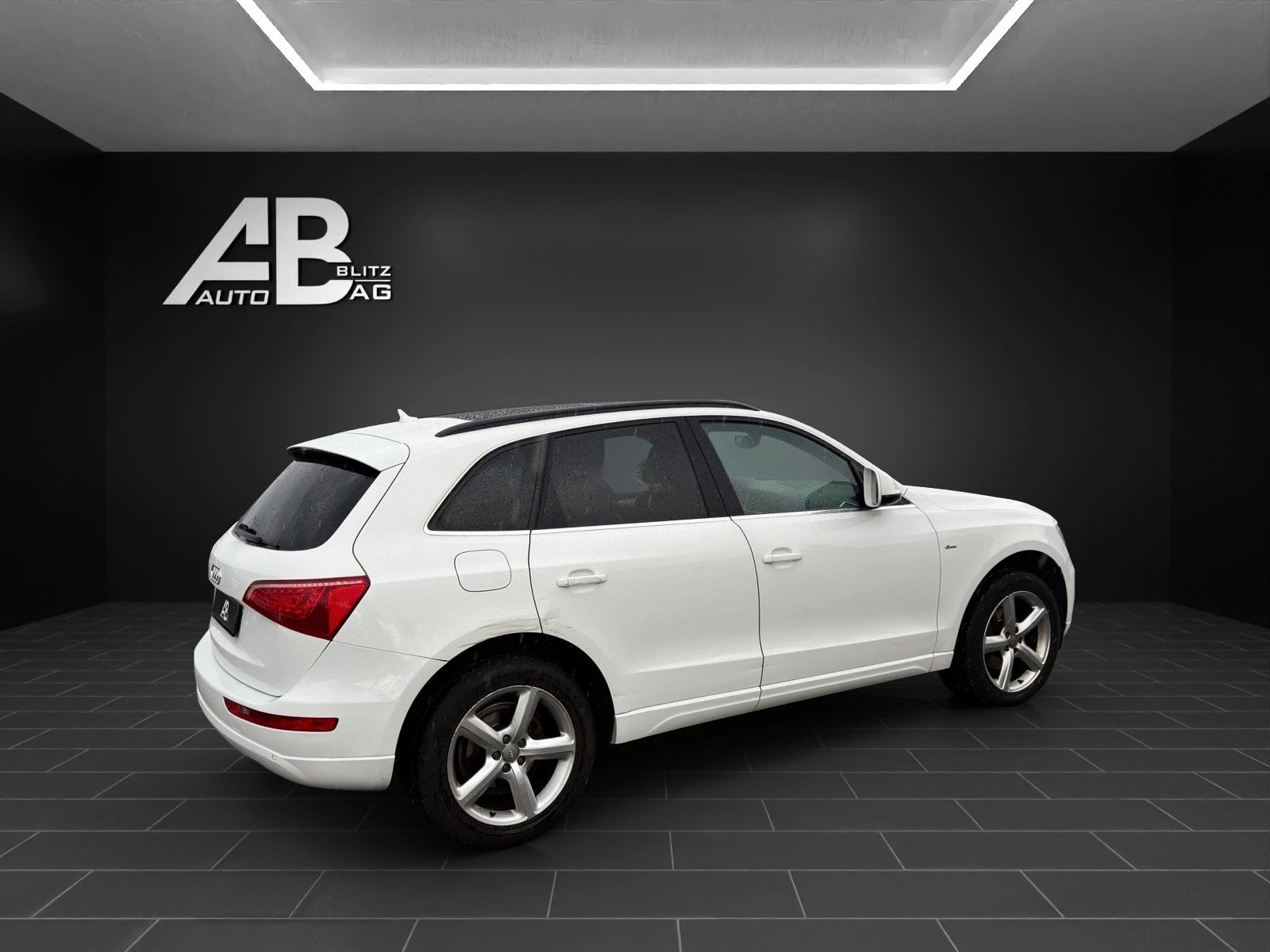 AUDI Q5 2.0 TDI S-Line quattro S-tronic mit 170 PS, Diesel, Occasion / Gebraucht, Automatik - 5