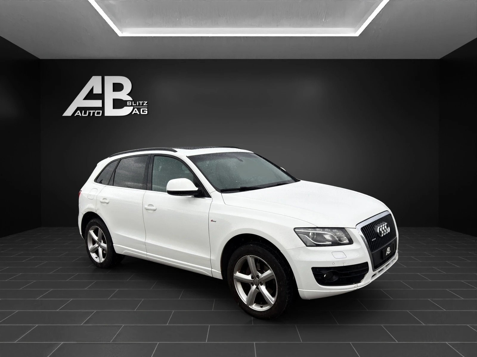 AUDI Q5 2.0 TDI S-Line quattro S-tronic mit 170 PS, Diesel, Occasion / Gebraucht, Automatik - 6
