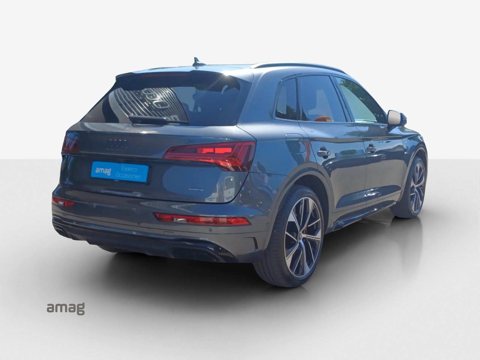 AUDI Q5 55 TFSI e S line, Full-Hybrid Petrol/Electric, Second hand / Used, Automatic - 6