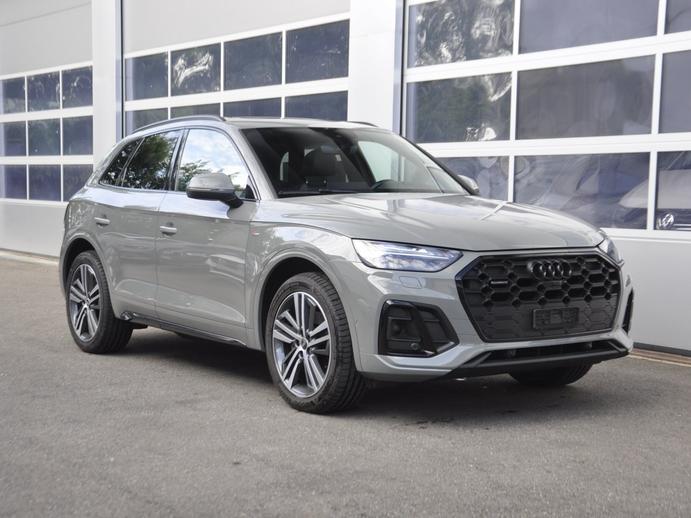 AUDI Q5 40 TDI Black Edition quattro S-tronic I Panoramadach, Mild-Hybrid Diesel/Elektro, Occasion / Gebraucht, Automatik