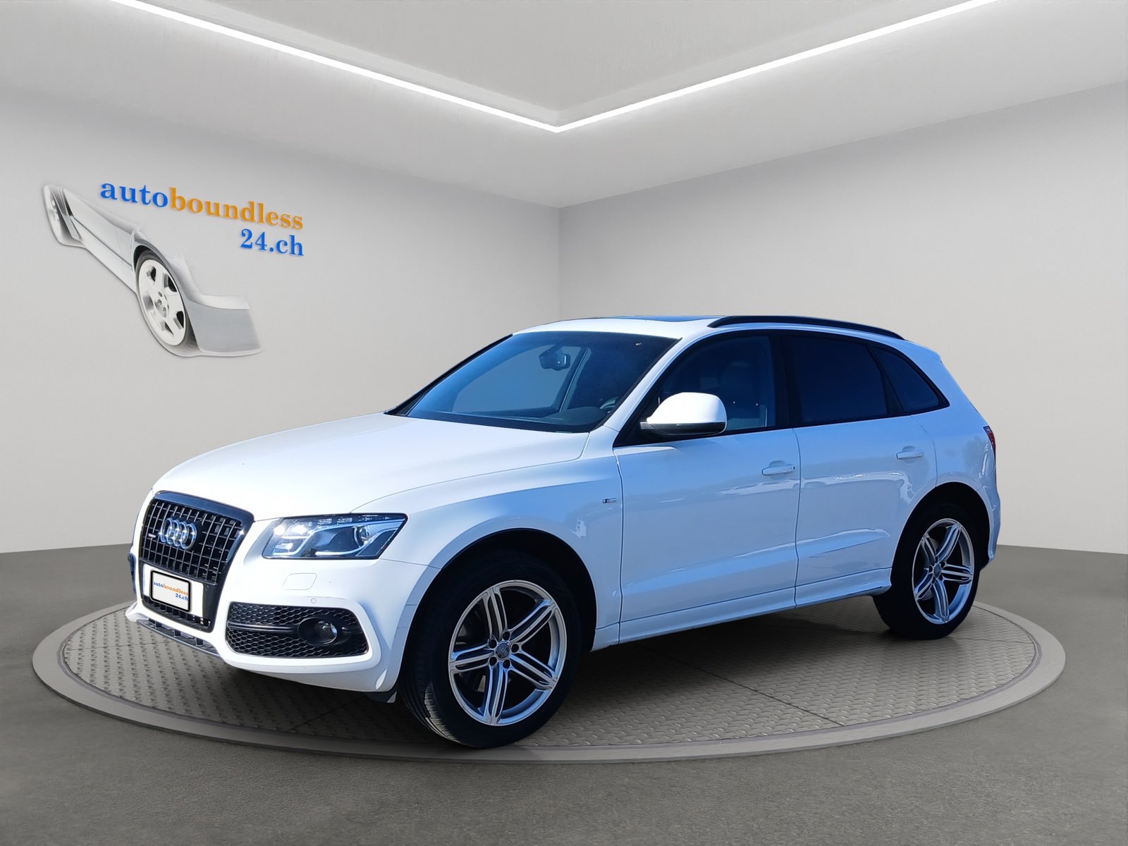 AUDI Q5 3.0 TDI quattro S-tronic, Diesel, Second hand / Used, Automatic - 2