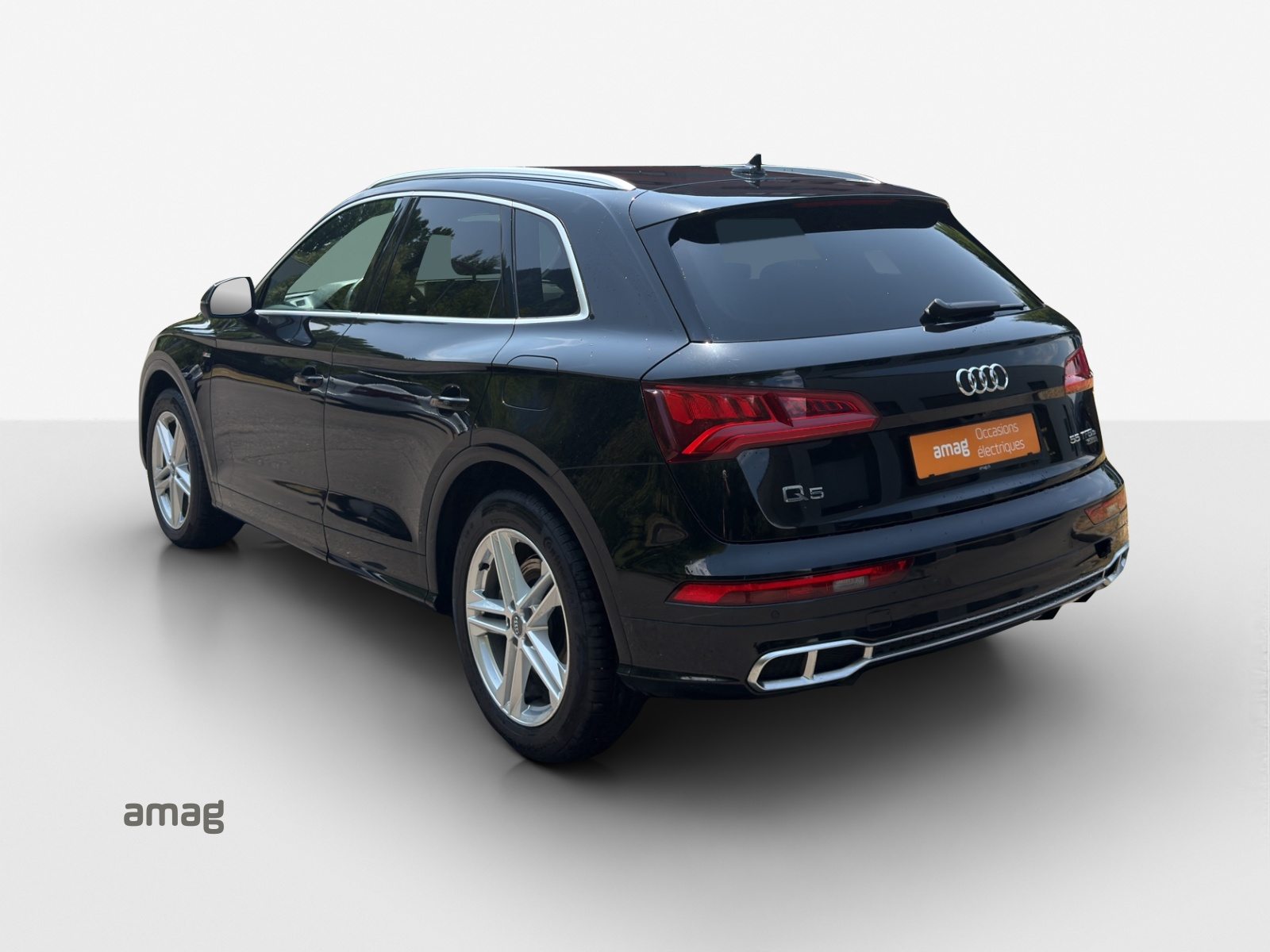 AUDI Q5 55 TFSI e sport, Full-Hybrid Petrol/Electric, Second hand / Used, Automatic - 3
