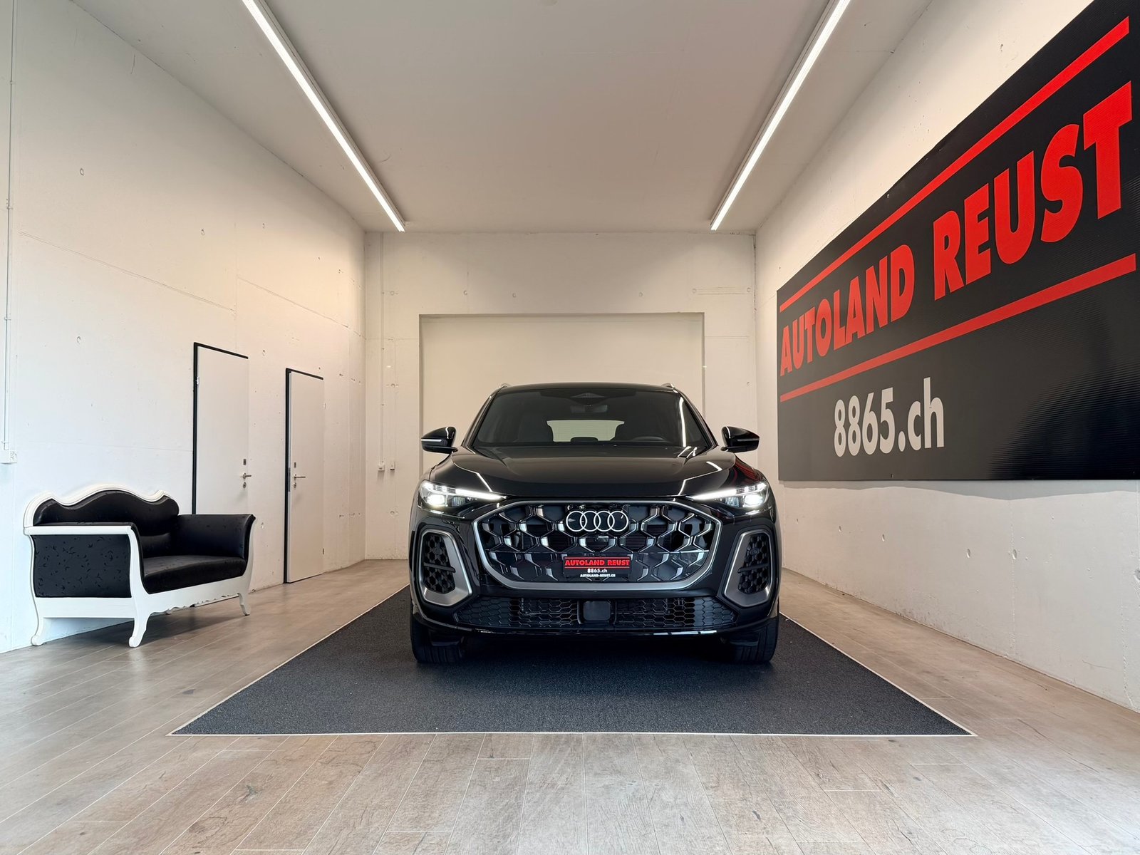 AUDI Q5 TFSI quatto 150 kW S-tronic, Mild-Hybrid Petrol/Electric, Second hand / Used, Automatic - 2