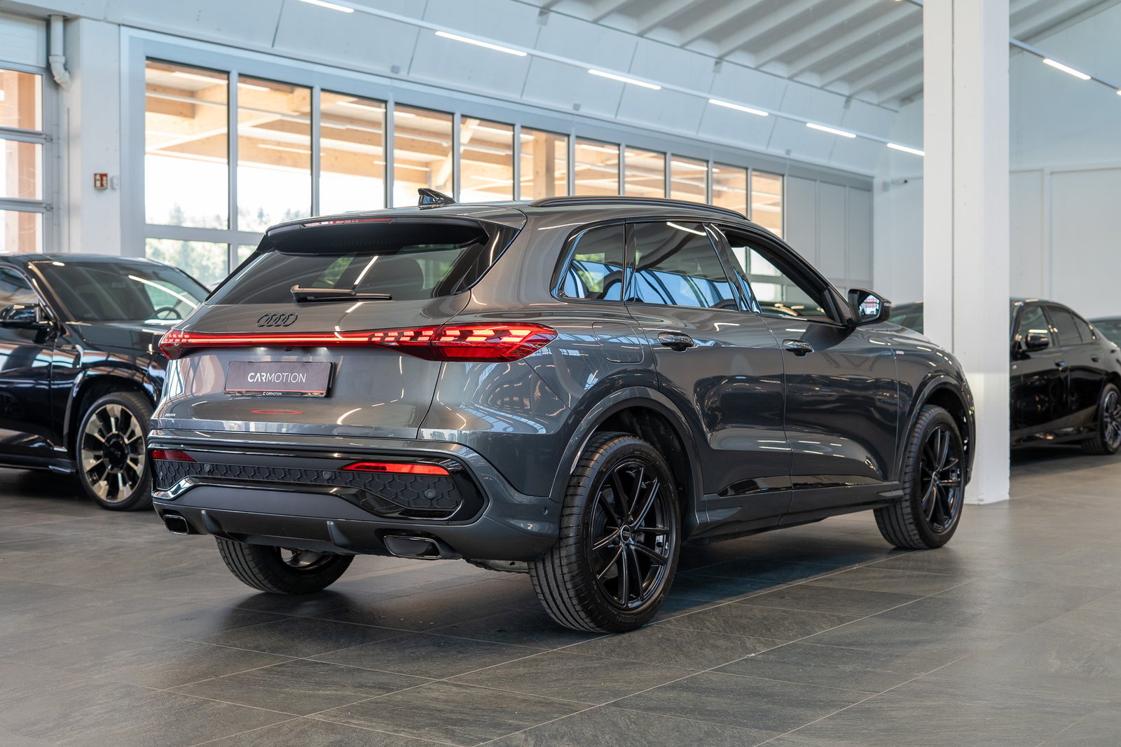 AUDI Q5 TFSI quattro S-Tronic / S-Line / Rückfahrkamera / e, Benzin, Occasion / Gebraucht, Automatik - 4