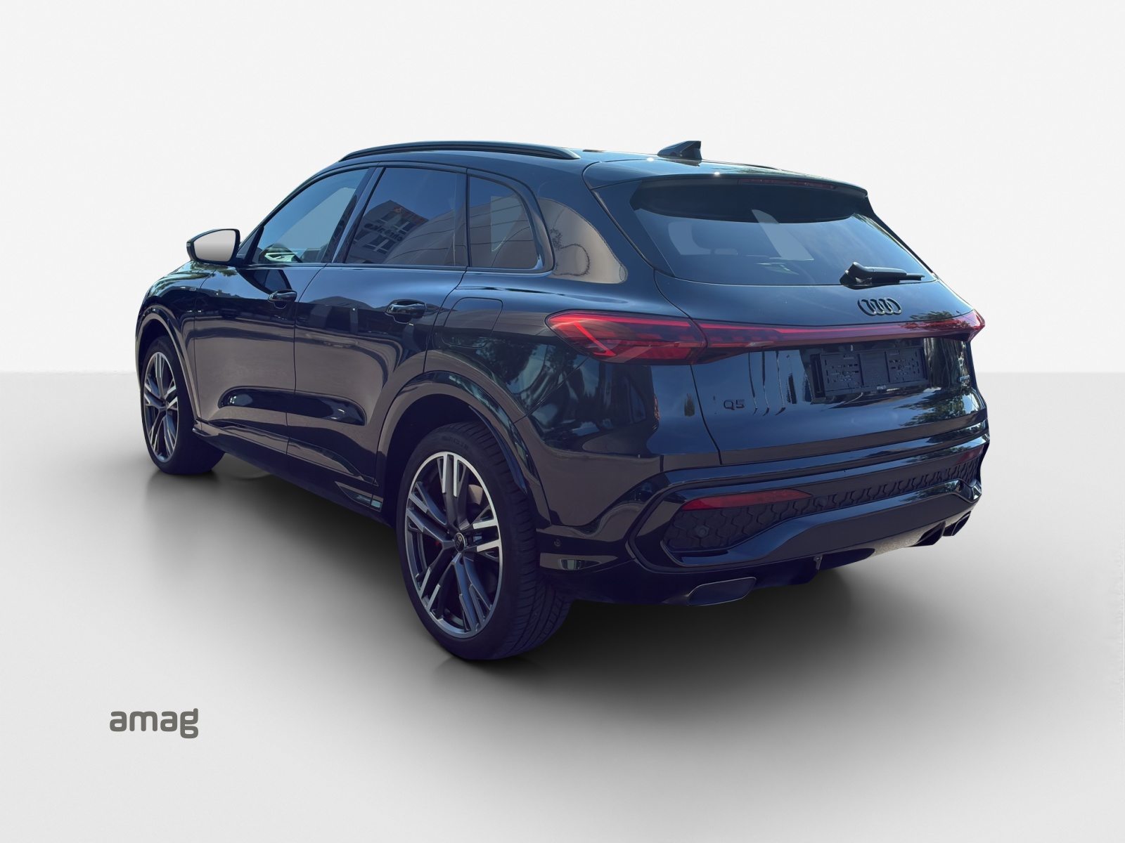 AUDI Q5 SUV e-hybrid 270 kW, Full-Hybrid Petrol/Electric, Second hand / Used, Automatic - 3