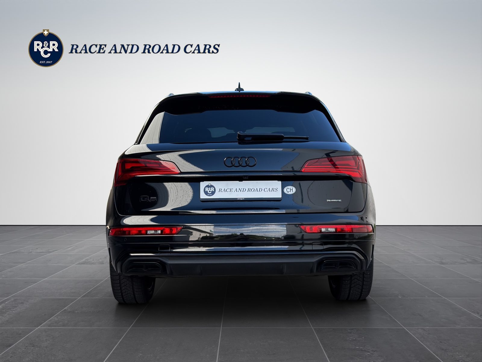 AUDI Q5 2.0 40 TDI - S Line - quattro *Black Edition*, Hybride Léger Diesel/Électricité, Occasion / Utilisé, Automatique - 7