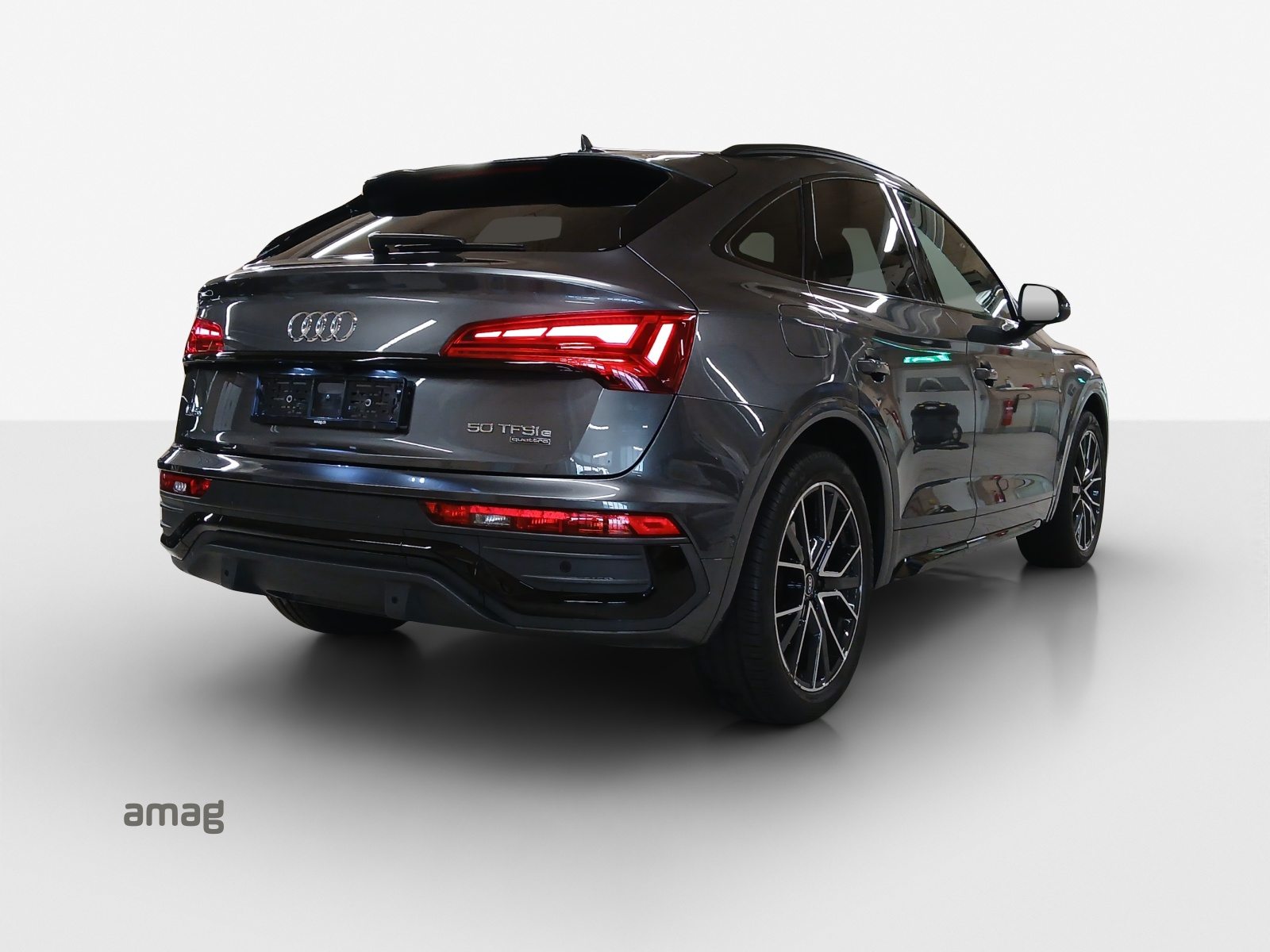 AUDI Q5 SB 50 TFSI e Black Edition, Full-Hybrid Petrol/Electric, Second hand / Used, Automatic - 5