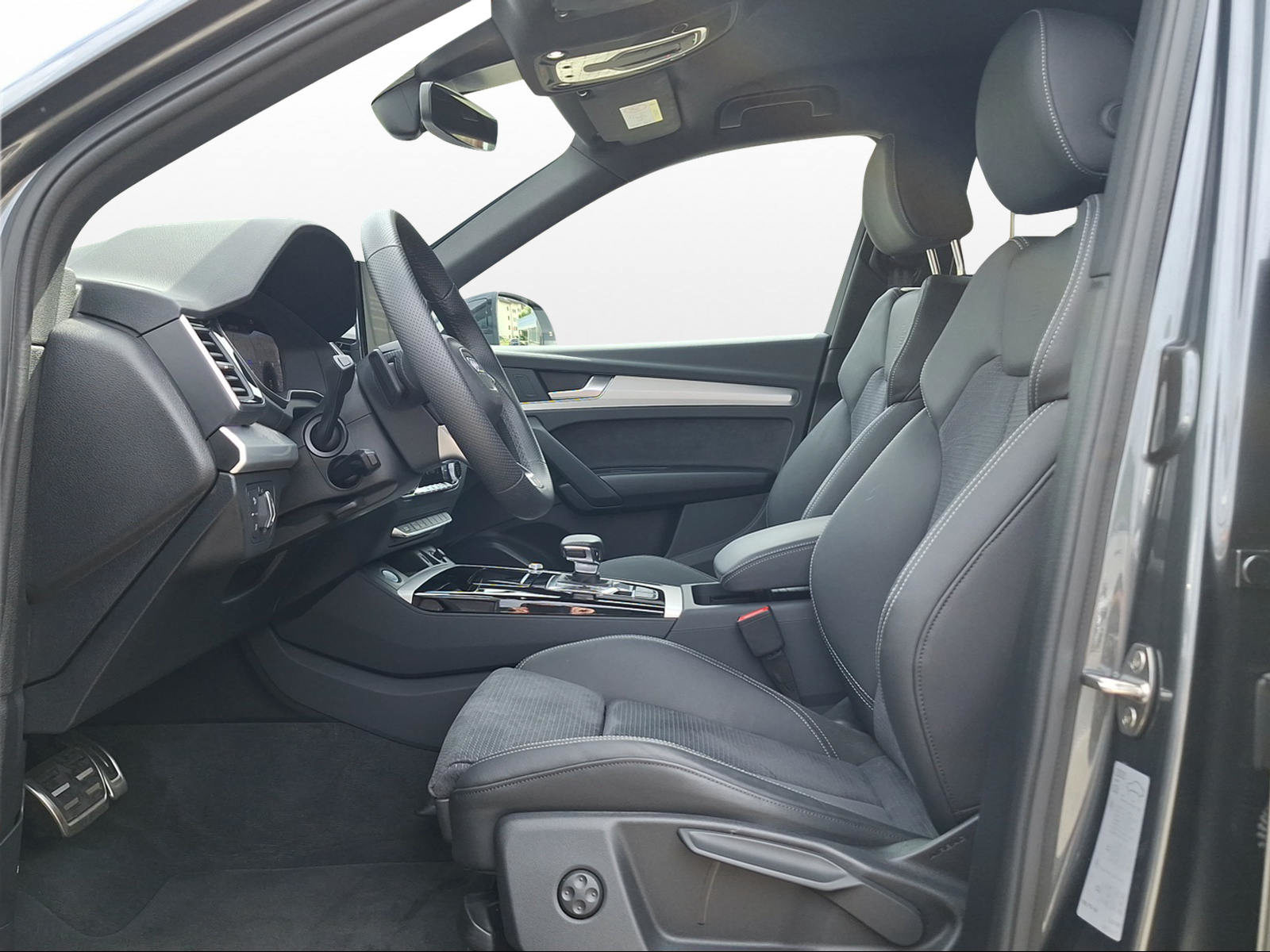 AUDI Q5 40 TDI Black Edition, Diesel, Second hand / Used, Automatic - 7