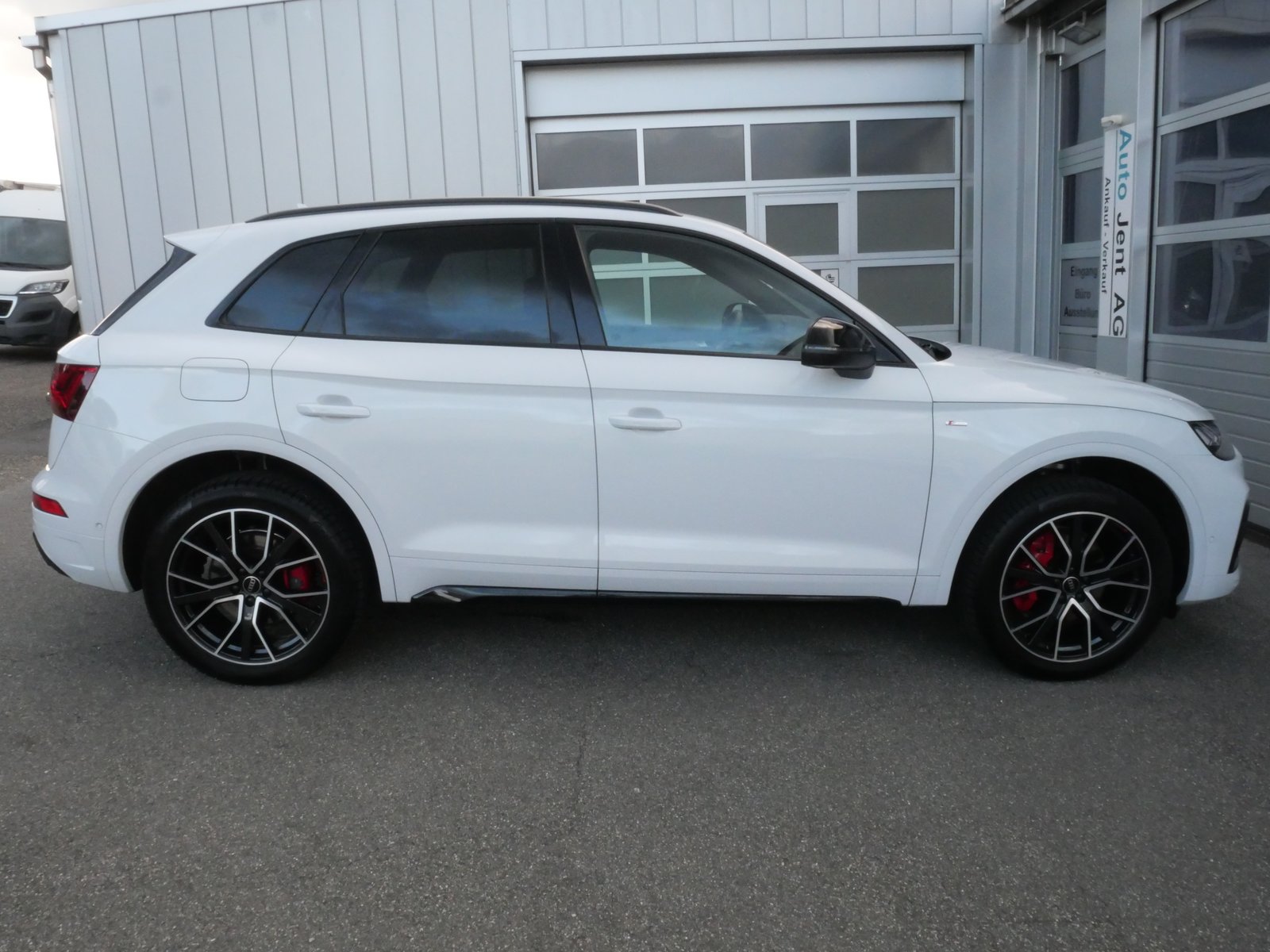 AUDI Q5 40 TDI Black Edition S-Line quattro S-tronic *CH-Aut, Mild-Hybrid Diesel/Elektro, Occasion / Gebraucht, Automatik - 5
