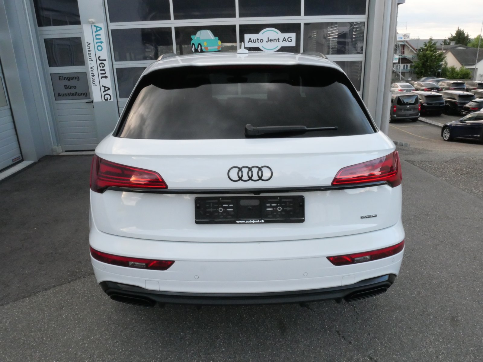 AUDI Q5 40 TDI Black Edition S-Line quattro S-tronic *CH-Aut, Mild-Hybrid Diesel/Elektro, Occasion / Gebraucht, Automatik - 6