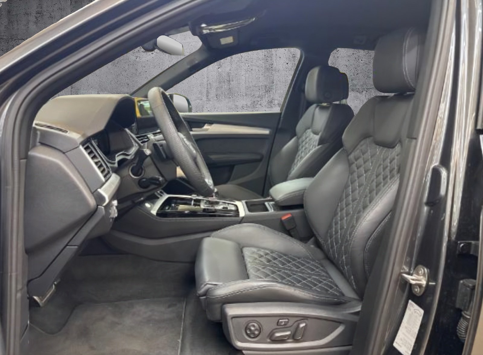 AUDI Q5 40 TDI Black Edition quattro S-tronic *CH-FZG. / Gra, Mild-Hybrid Diesel/Electric, Second hand / Used, Automatic - 7