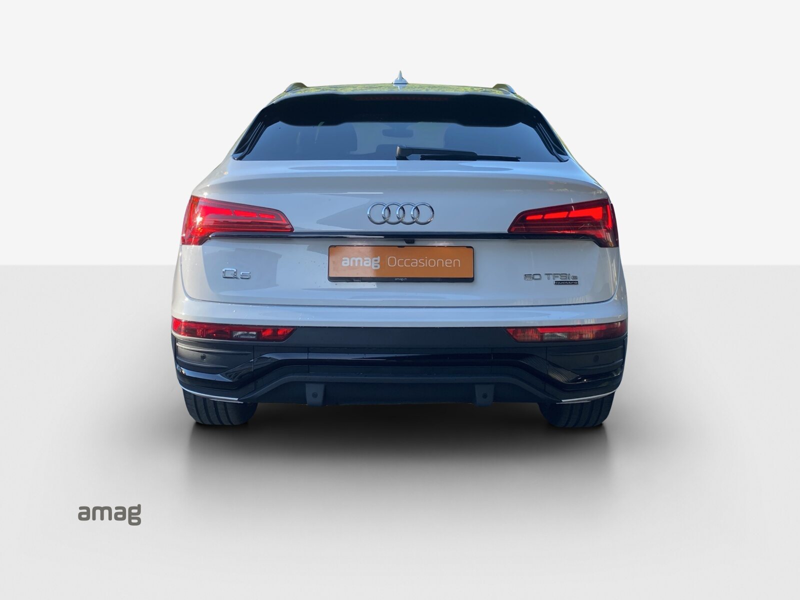 AUDI Q5 SB 50 TFSI e Black Edition, Voll-Hybrid Benzin/Elektro, Occasion / Gebraucht, Automatik - 4