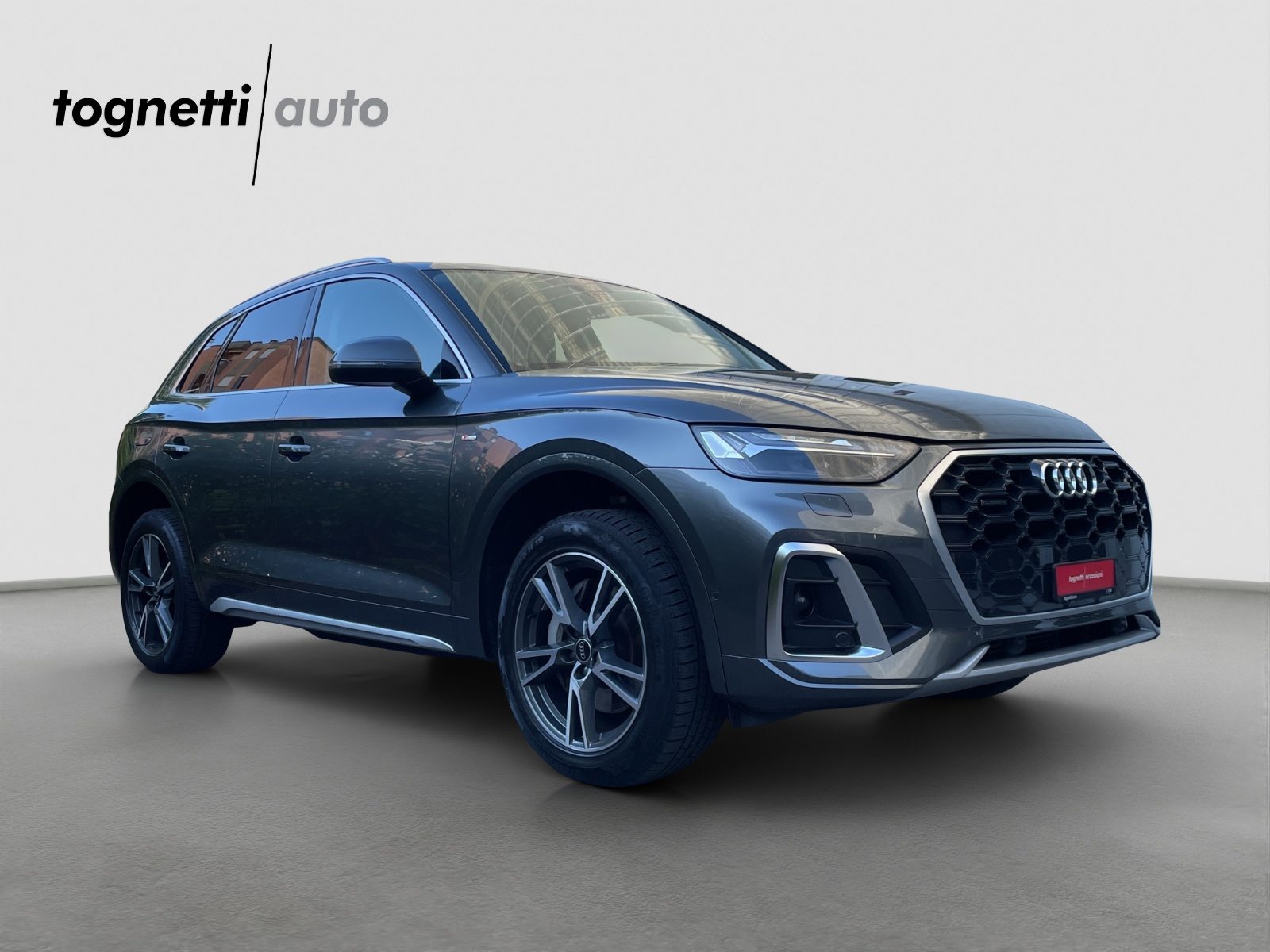 AUDI Q5 50 TFSI e S line, Voll-Hybrid Benzin/Elektro, Occasion / Gebraucht, Automatik - 2