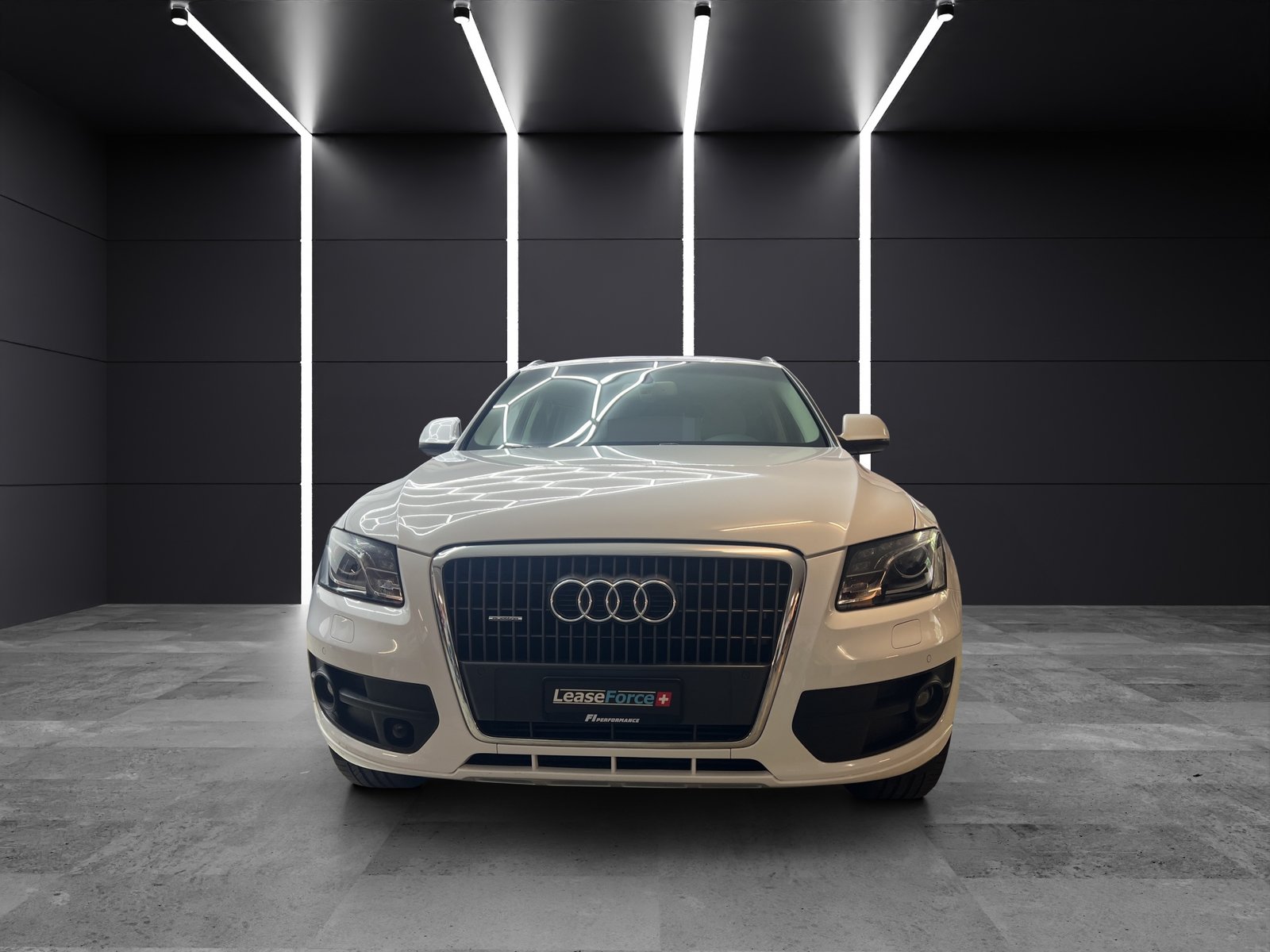 AUDI Q5 2.0 TFSI quattro S-tronic, Benzin, Occasion / Gebraucht, Automatik - 2