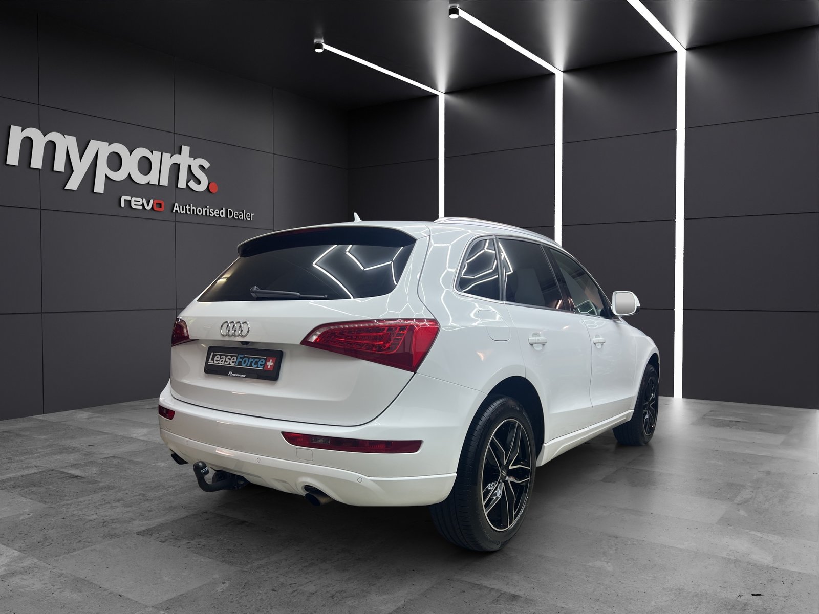 AUDI Q5 2.0 TFSI quattro S-tronic, Benzin, Occasion / Gebraucht, Automatik - 5