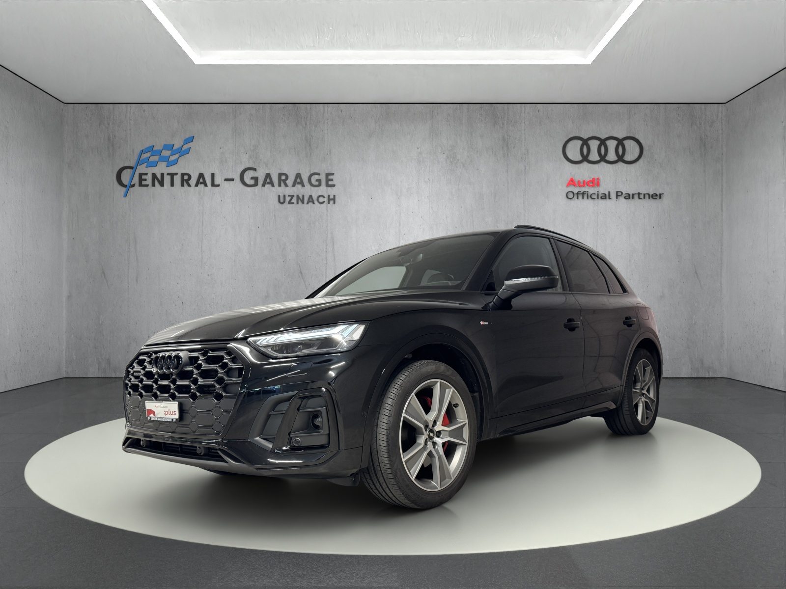 AUDI Q5 55 TFSI e S line