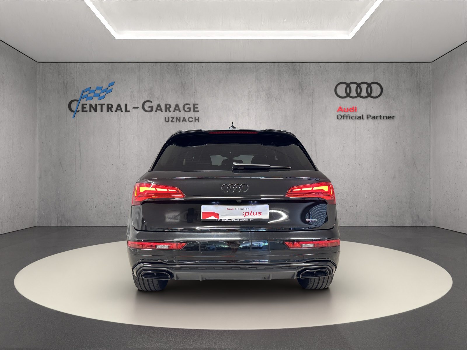 AUDI Q5 55 TFSI e S line, Full-Hybrid Petrol/Electric, Second hand / Used, Automatic - 4