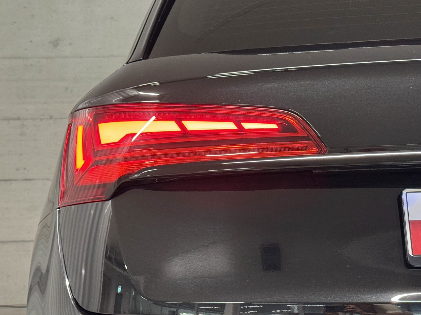 AUDI Q5 55 TFSI e S line, Full-Hybrid Petrol/Electric, Second hand / Used, Automatic - 5