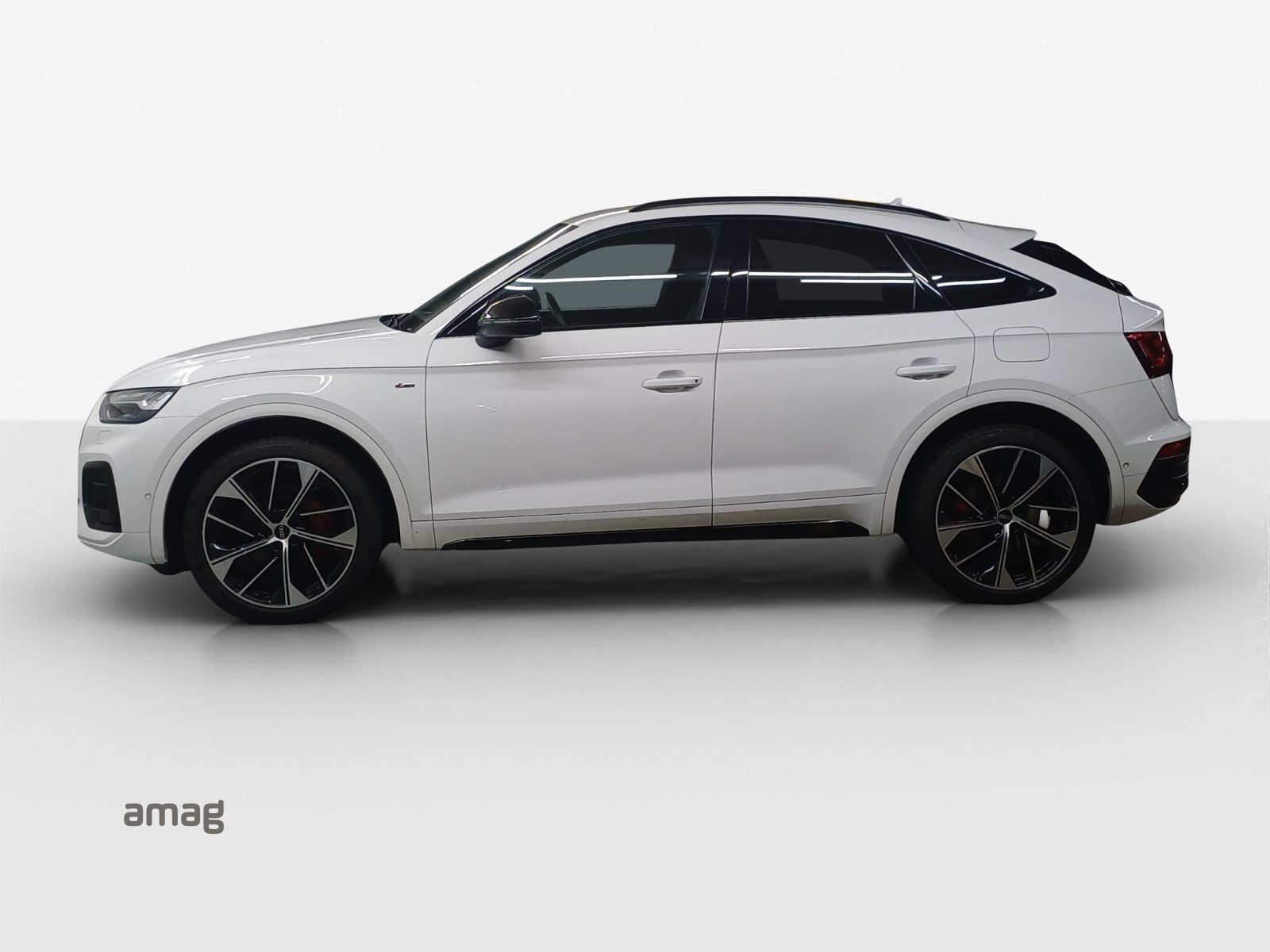 AUDI Q5 SB 55 TFSI e S line, Voll-Hybrid Benzin/Elektro, Occasion / Gebraucht, Automatik - 2