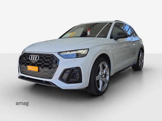 AUDI Q5 50 TFSI e Black Edition, Full-Hybrid Petrol/Electric, Second hand / Used, Automatic