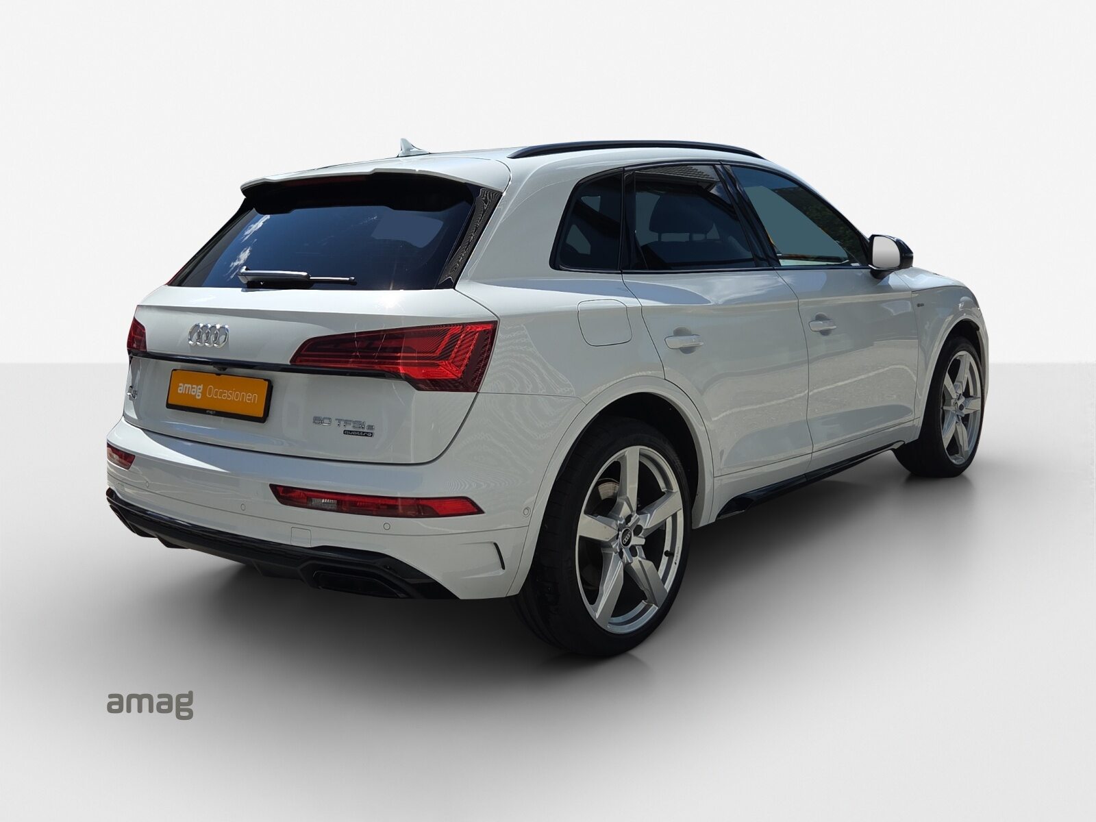 AUDI Q5 50 TFSI e Black Edition, Voll-Hybrid Benzin/Elektro, Occasion / Gebraucht, Automatik - 5