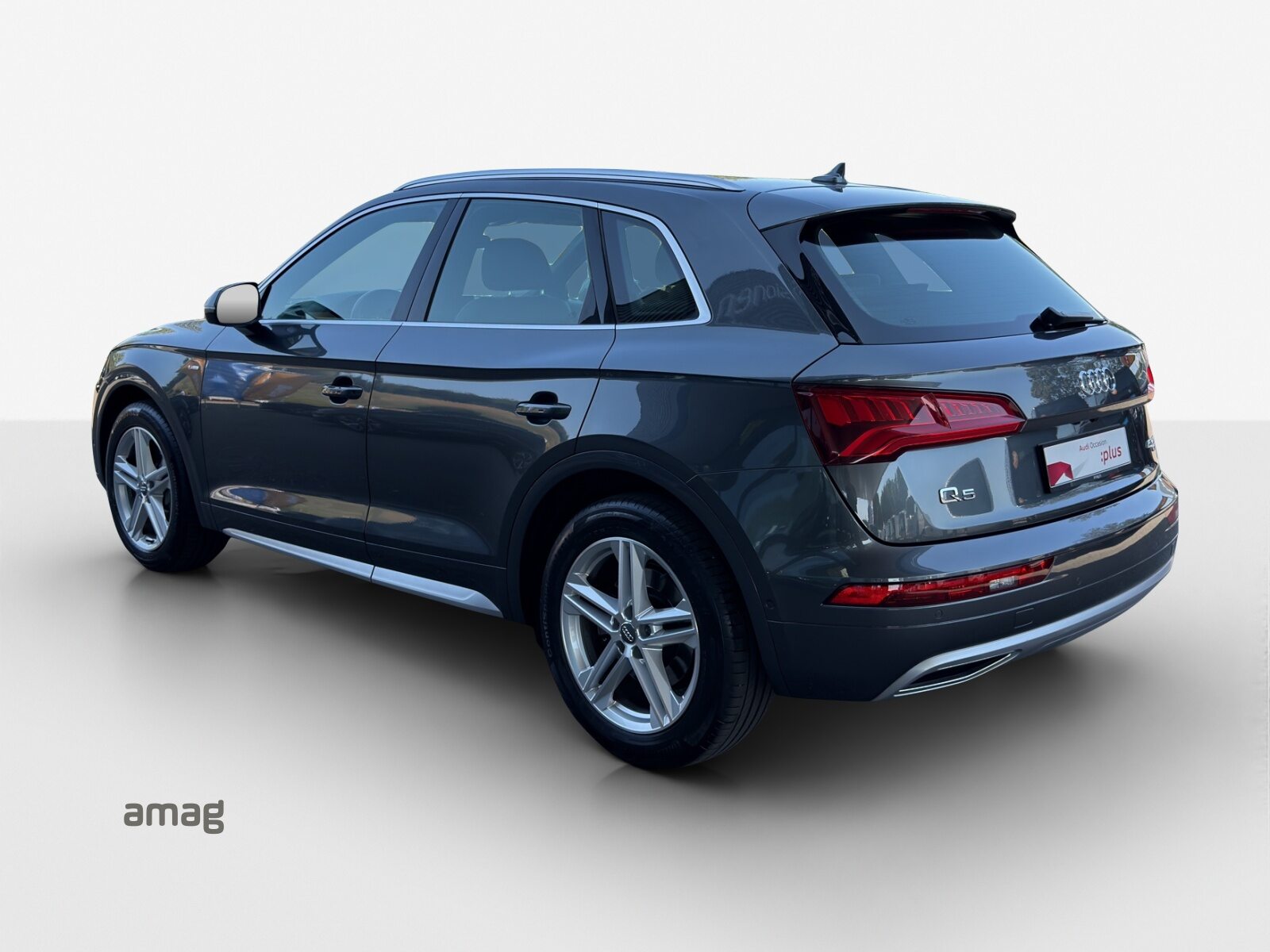 AUDI Q5 45 TFSI sport, Petrol, Second hand / Used, Automatic - 3