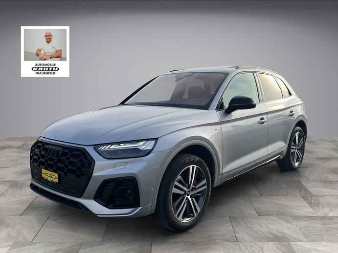 AUDI Q5 55 TFSI e PHEV S line quattro S-tronic*Panodach, AHK, Hybride Rechargeable Essence/Électricité, Occasion / Utilisé, Automatique