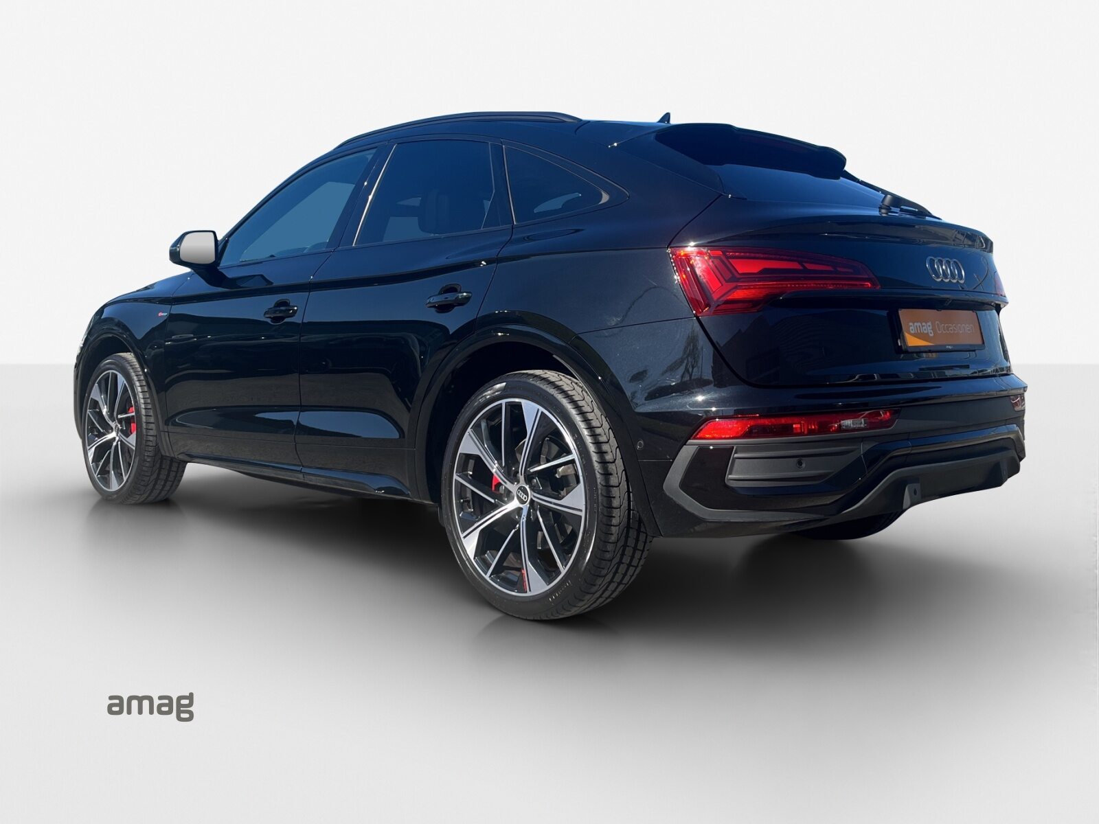 AUDI Q5 SB 45 TFSI Black Edition, Benzin, Occasion / Gebraucht, Automatik - 3