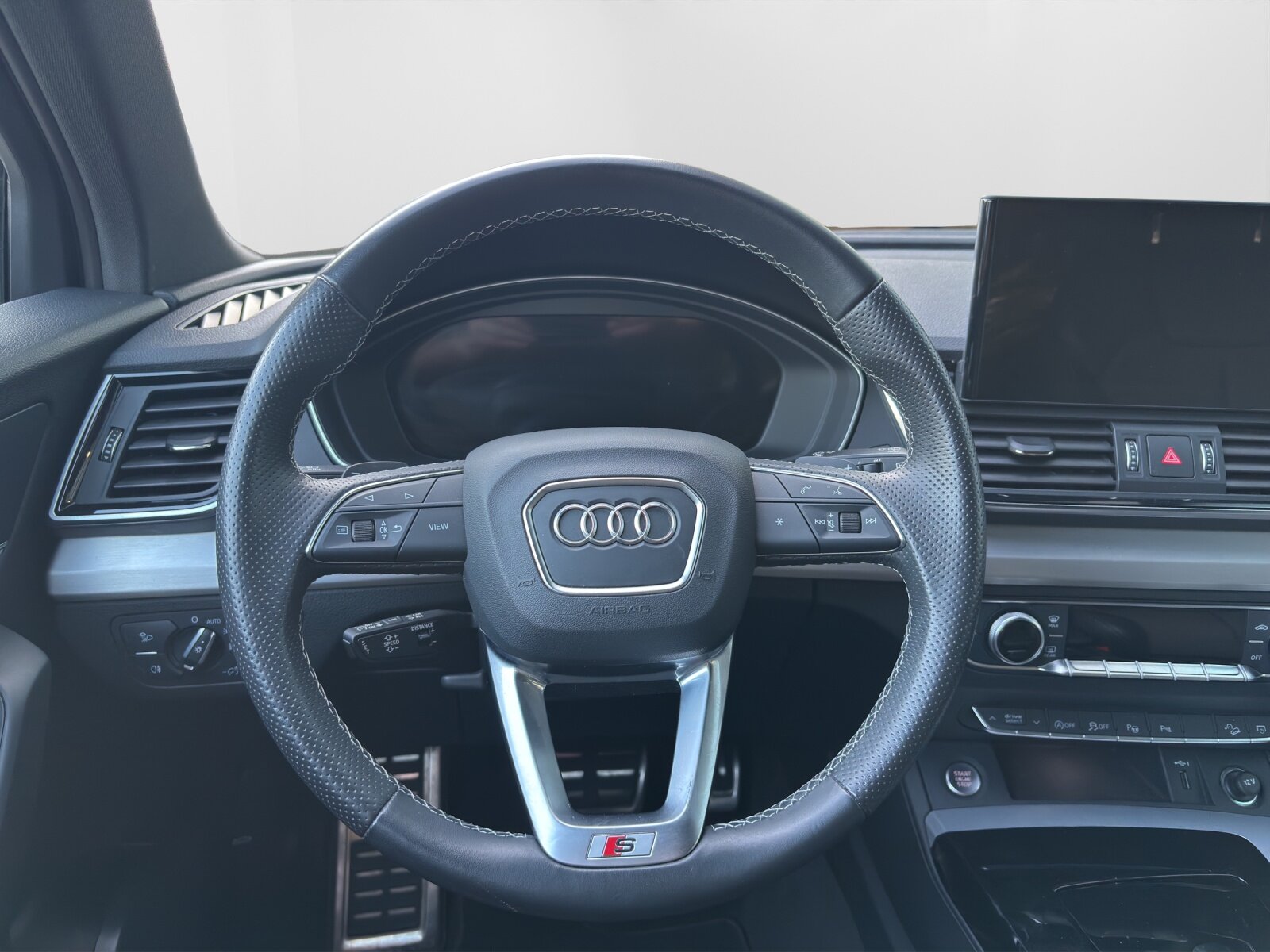 AUDI Q5 2.0 40 TDI S Line quattro S-Tronic, Mild-Hybrid Diesel/Elektro, Occasion / Gebraucht, Automatik - 7