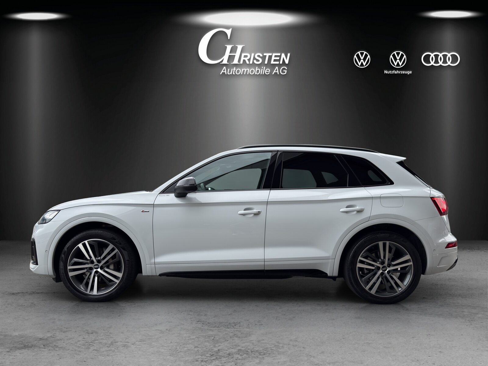 AUDI Q5 50 TFSI e Black Edition, Hybride Integrale Benzina/Elettrica, Occasioni / Usate, Automatico - 2