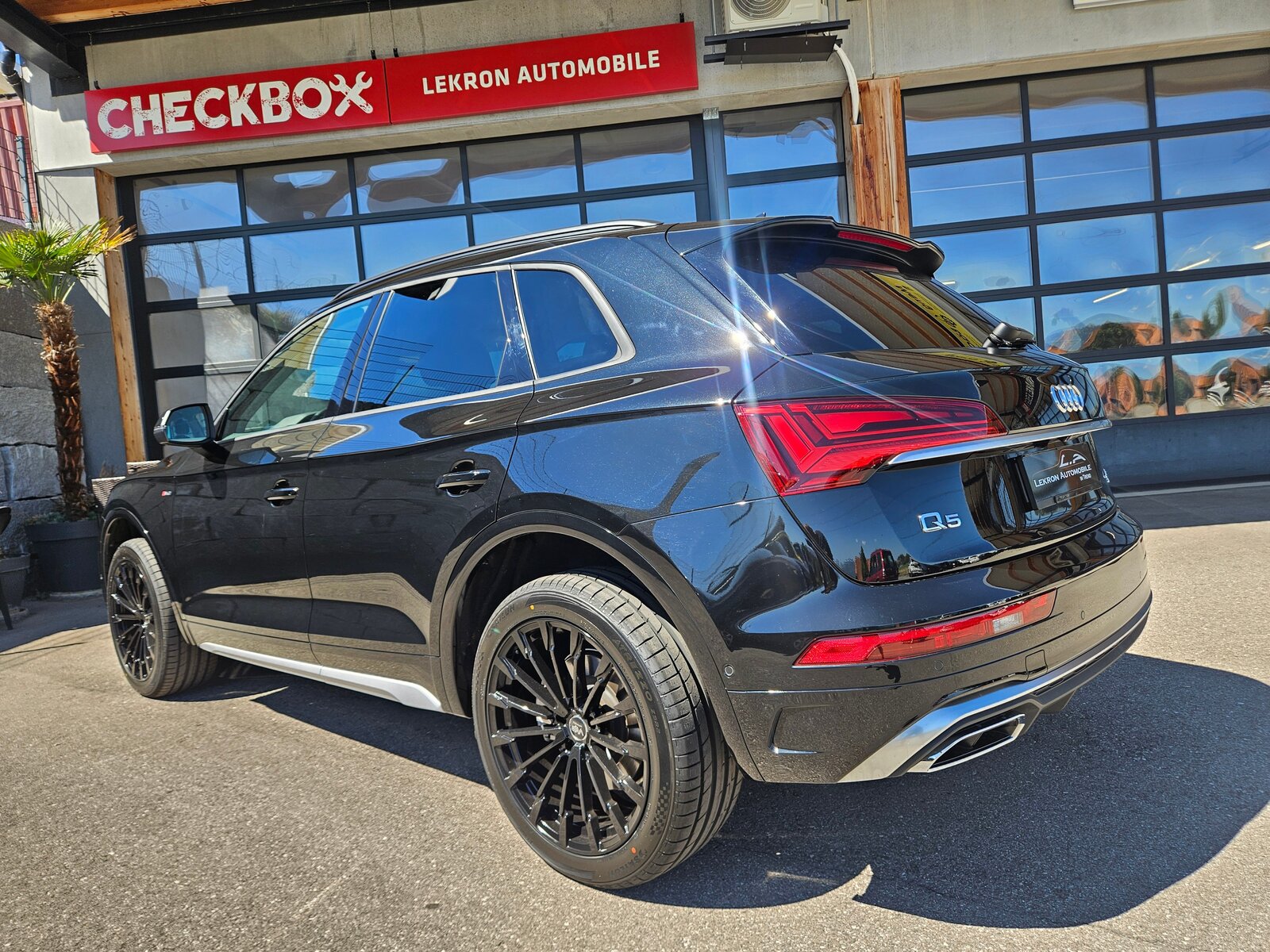 AUDI Q5 45 TFSI S-line quattro S-tronic, Essence, Occasion / Utilisé, Automatique - 5
