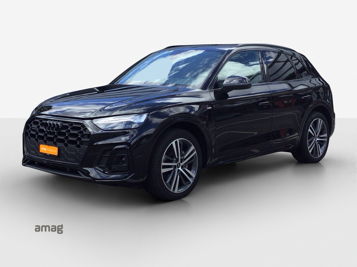 AUDI Q5 55 TFSI e S line
