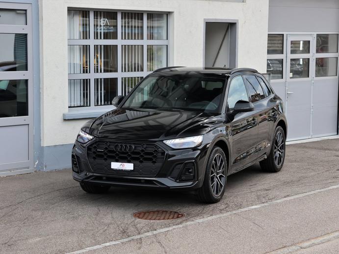 AUDI Q5 40 TDI S-line quattro S-tronic *BlackStyle* + 2.4T A, Mild-Hybrid Diesel/Electric, Second hand / Used, Automatic