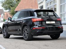 AUDI Q5 40 TDI S-line quattro S-tronic *BlackStyle* + 2.4T A, Mild-Hybrid Diesel/Electric, Second hand / Used, Automatic - 3