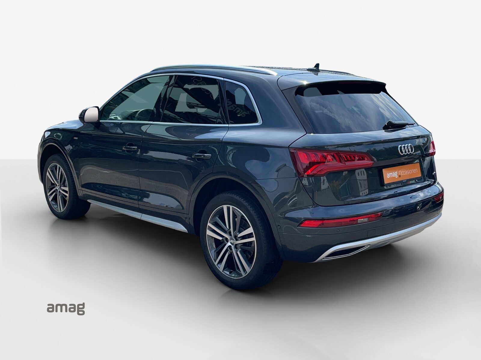 AUDI Q5 45 TFSI sport, Benzin, Occasion / Gebraucht, Automatik - 3