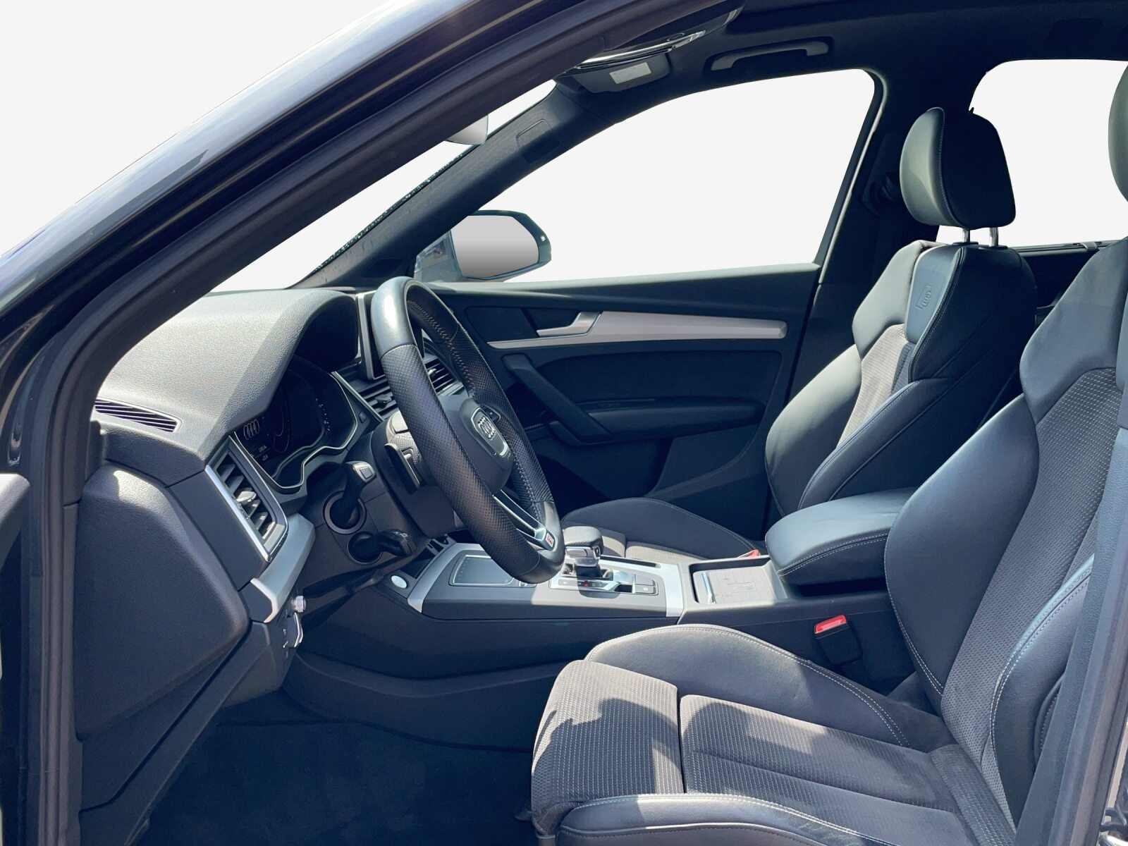 AUDI Q5 45 TFSI sport, Benzin, Occasion / Gebraucht, Automatik - 7