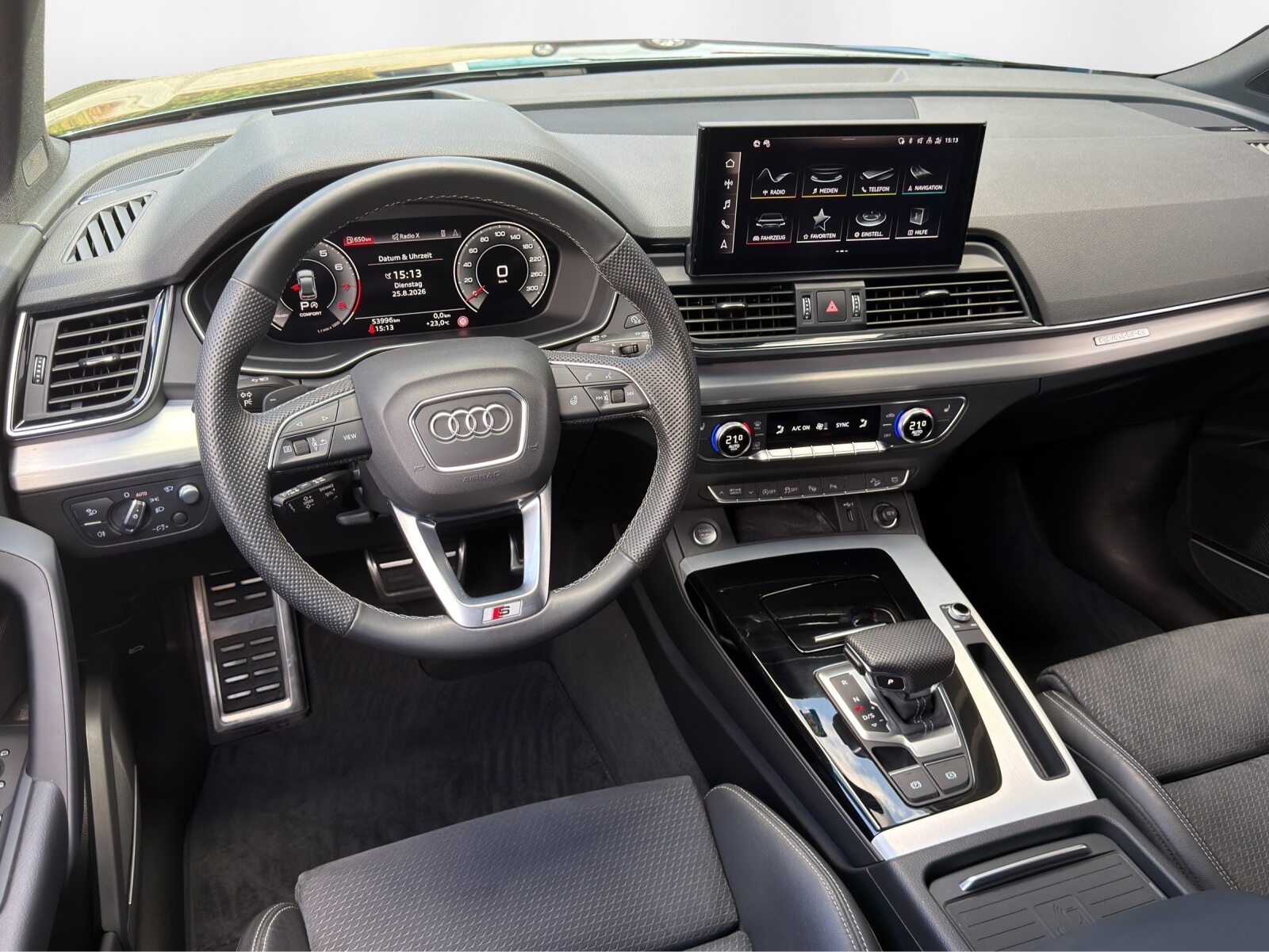AUDI Q5 45 TFSI advanced, Petrol, Second hand / Used, Automatic - 7
