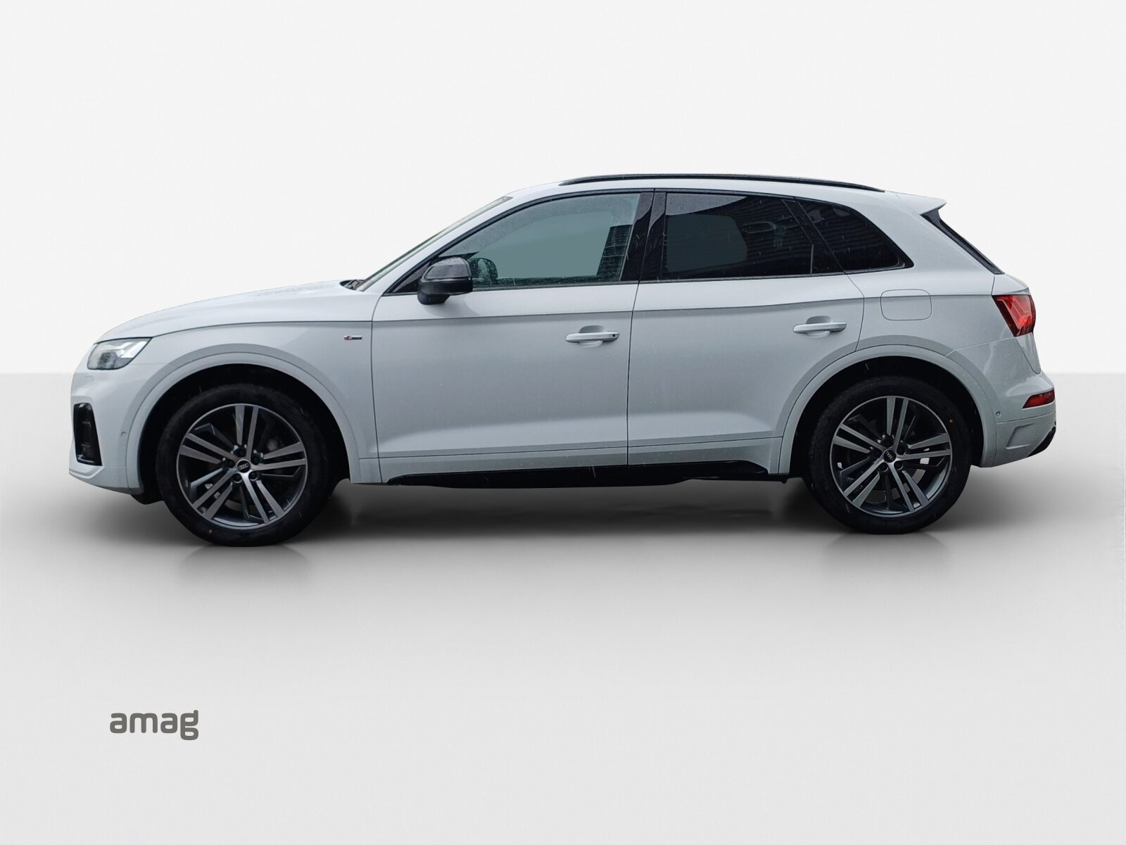AUDI Q5 50 TFSI e Black Edition, Full-Hybrid Petrol/Electric, Second hand / Used, Automatic - 2