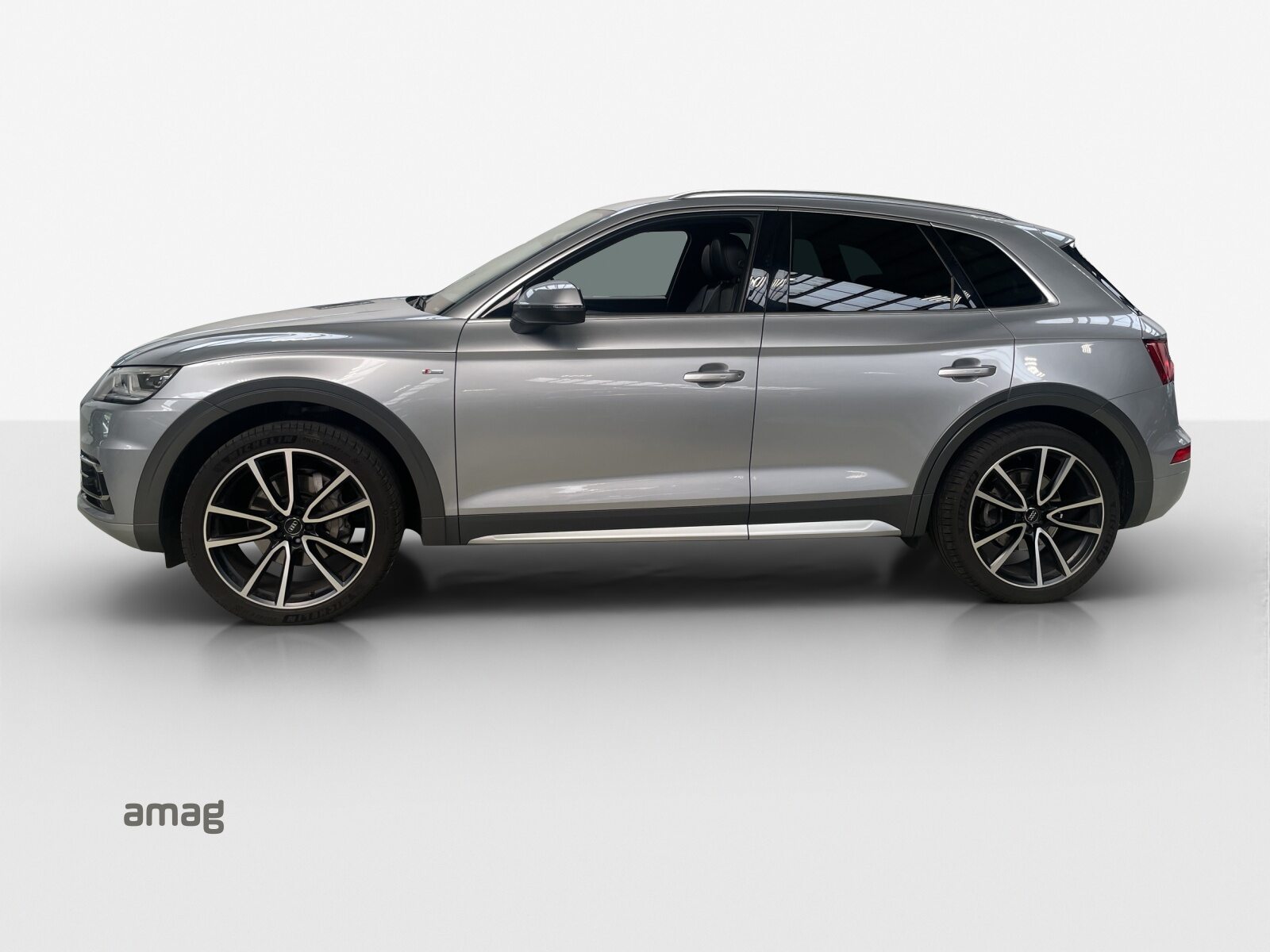 AUDI Q5 45 TFSI sport, Essence, Occasion / Utilisé, Automatique - 2